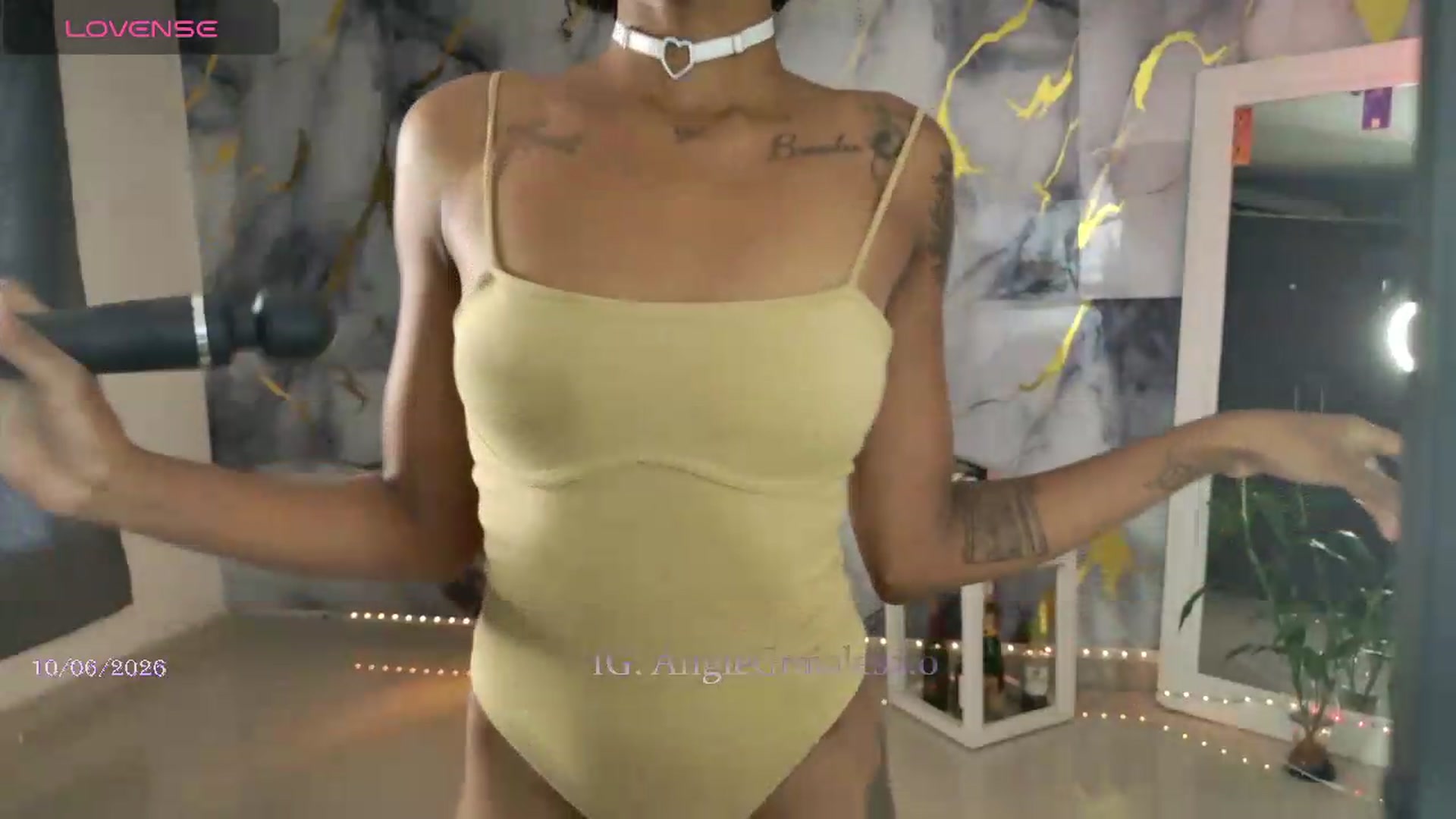 Gallery image thumbnail from GrajalesAngie's myfreecams stream on, 06/11/2026, 15:58 image 10 of 20