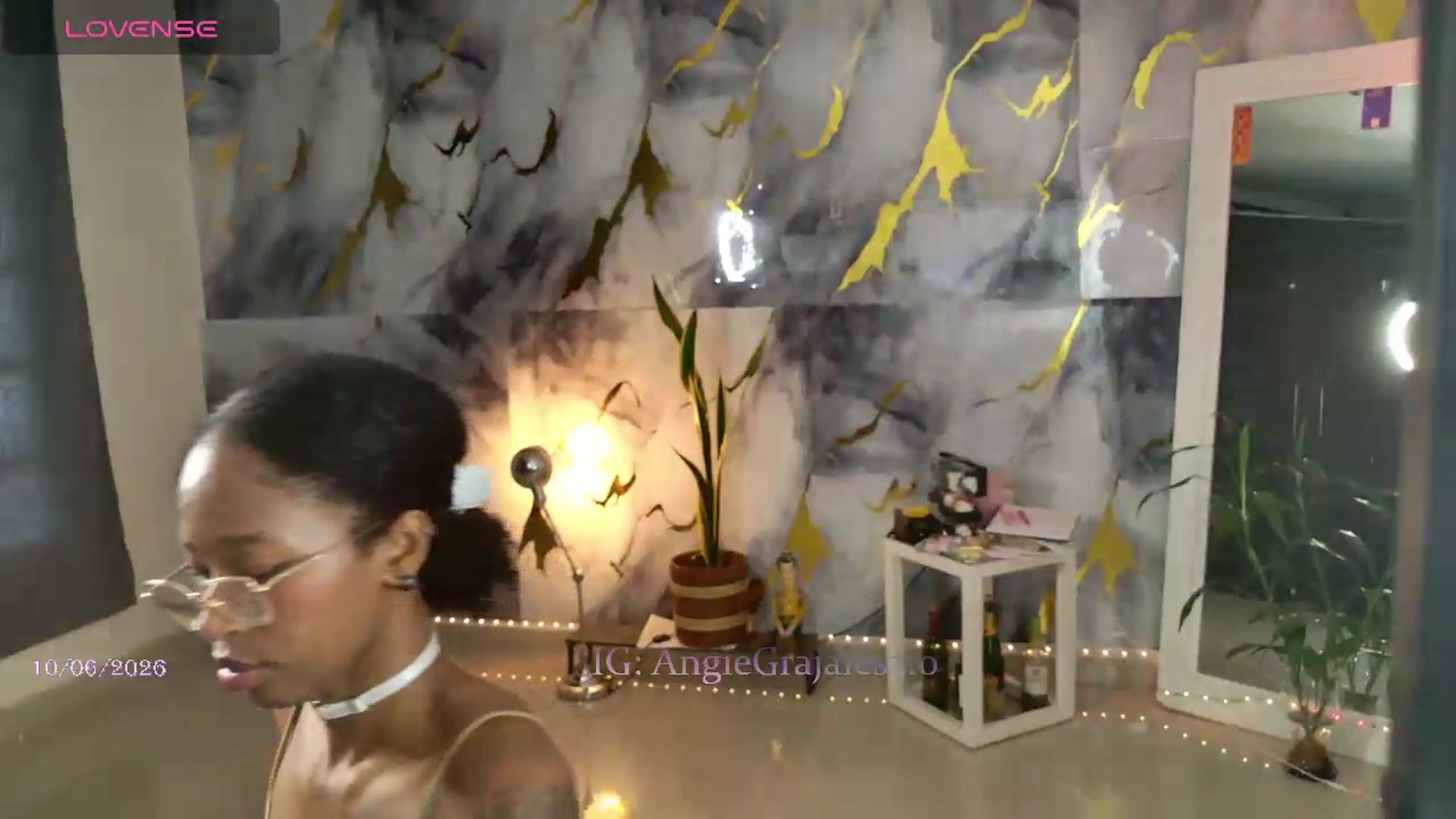 Gallery image thumbnail from GrajalesAngie's myfreecams stream on, 06/11/2026, 15:58 image 13 of 20