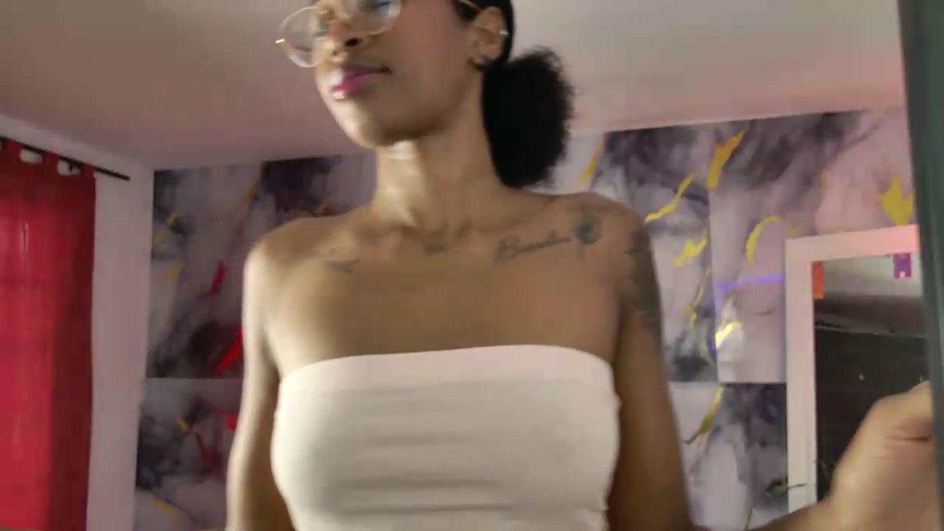 Gallery image thumbnail from GrajalesAngie's myfreecams stream on, 06/20/2026, 13:34 image 15 of 20