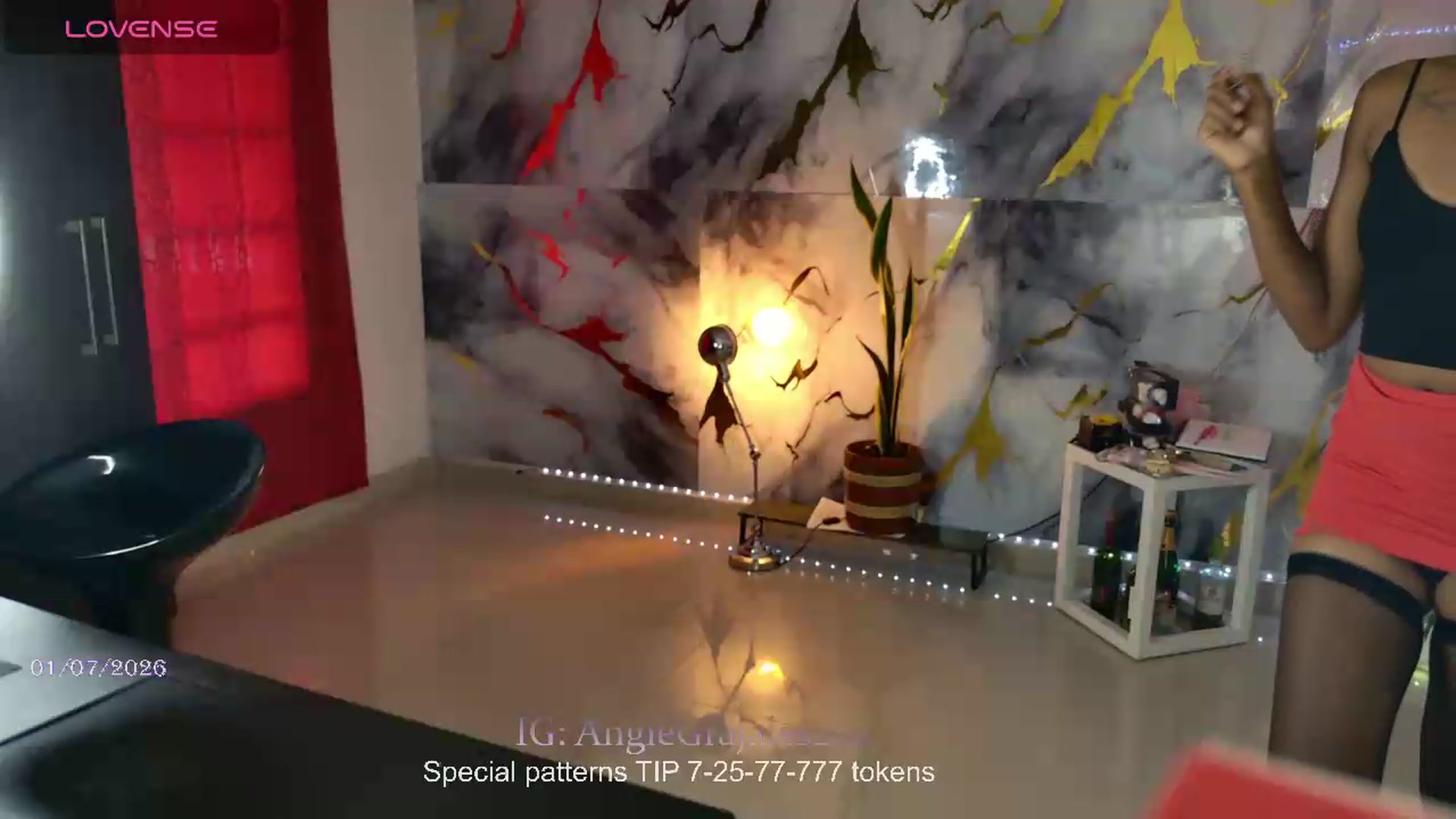 Gallery image thumbnail from GrajalesAngie's myfreecams stream on, 07/01/2026, 15:23 image 12 of 20