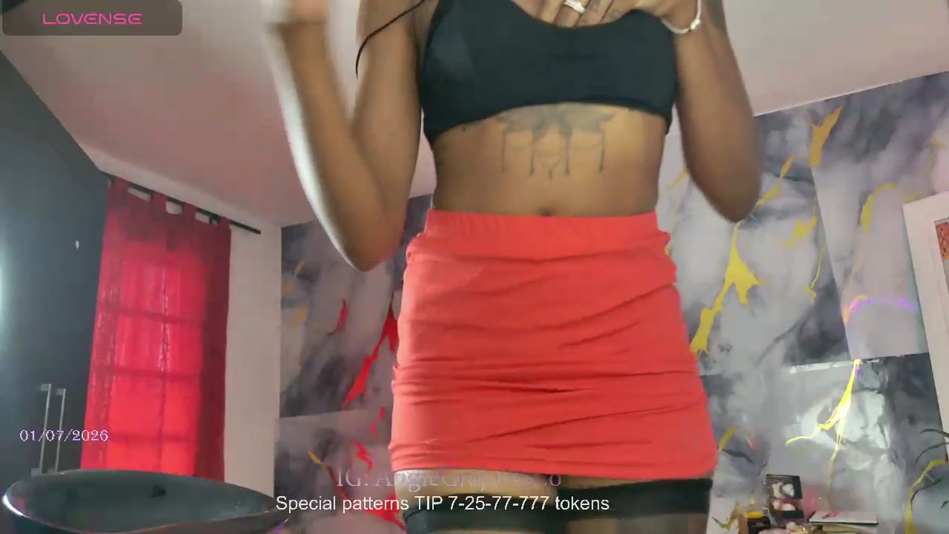 Gallery image thumbnail from GrajalesAngie's myfreecams stream on, 07/01/2026, 17:11 image 5 of 20