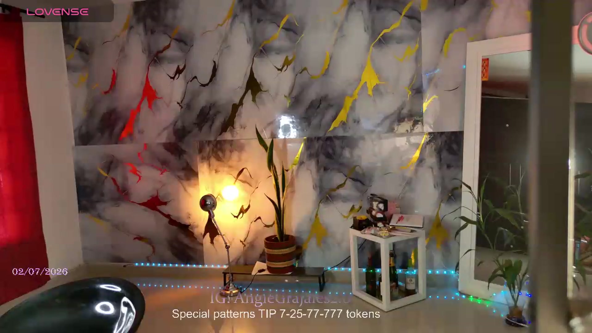 Gallery image thumbnail from GrajalesAngie's myfreecams stream on, 07/02/2026, 16:01 image 12 of 20