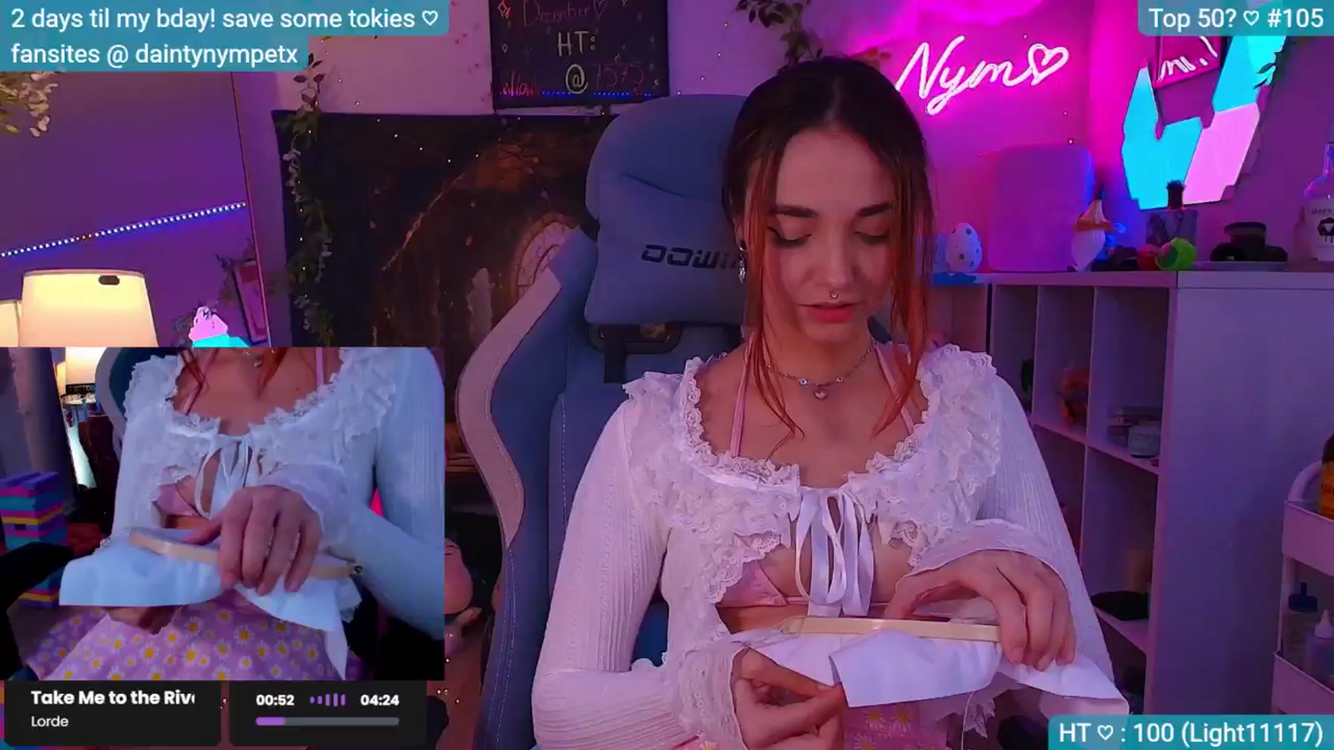 Gallery image thumbnail from Grannym's myfreecams stream on, 12/11/2024, 04:18 image 12 of 20
