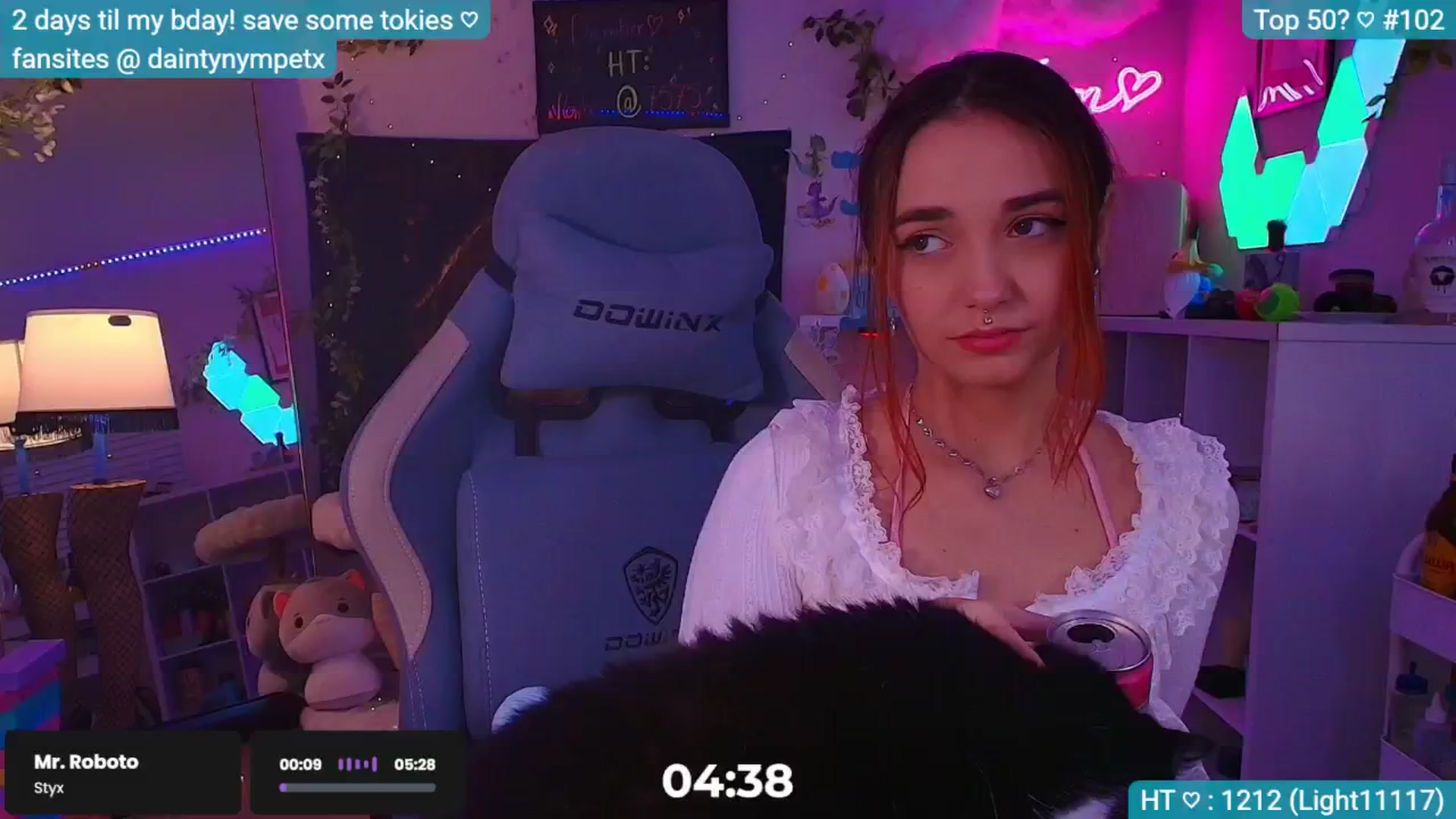 Gallery image thumbnail from Grannym's myfreecams stream on, 12/11/2024, 05:21 image 19 of 20