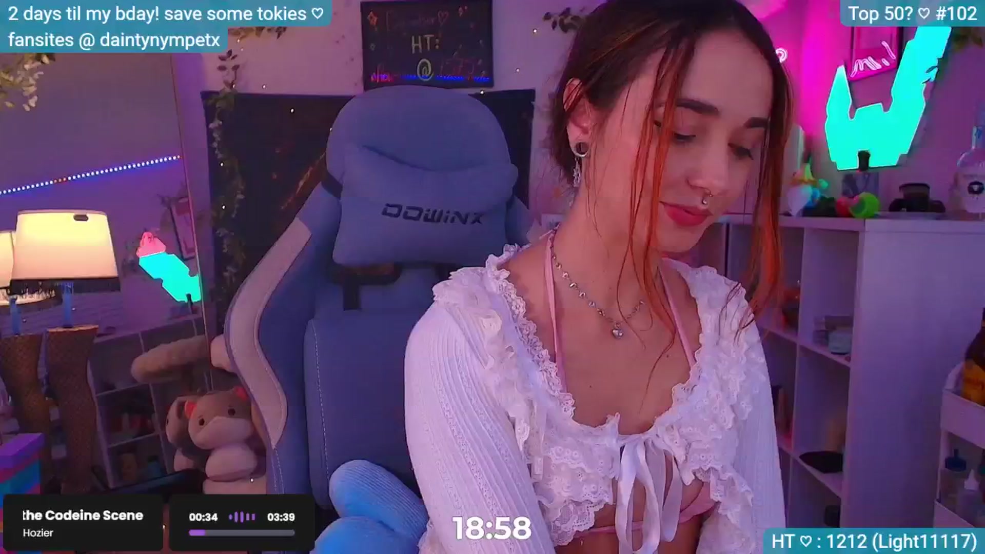 Gallery image thumbnail from Grannym's myfreecams stream on, 12/11/2024, 05:21 image 14 of 20