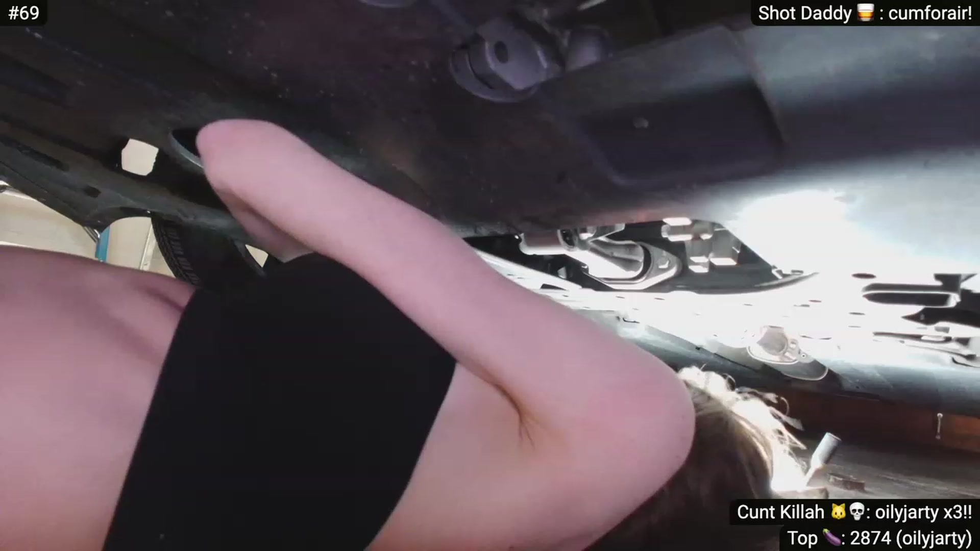 Gallery image thumbnail from GreaseMonkkey's myfreecams stream on, 04/02/2023, 07:43 image 14 of 20