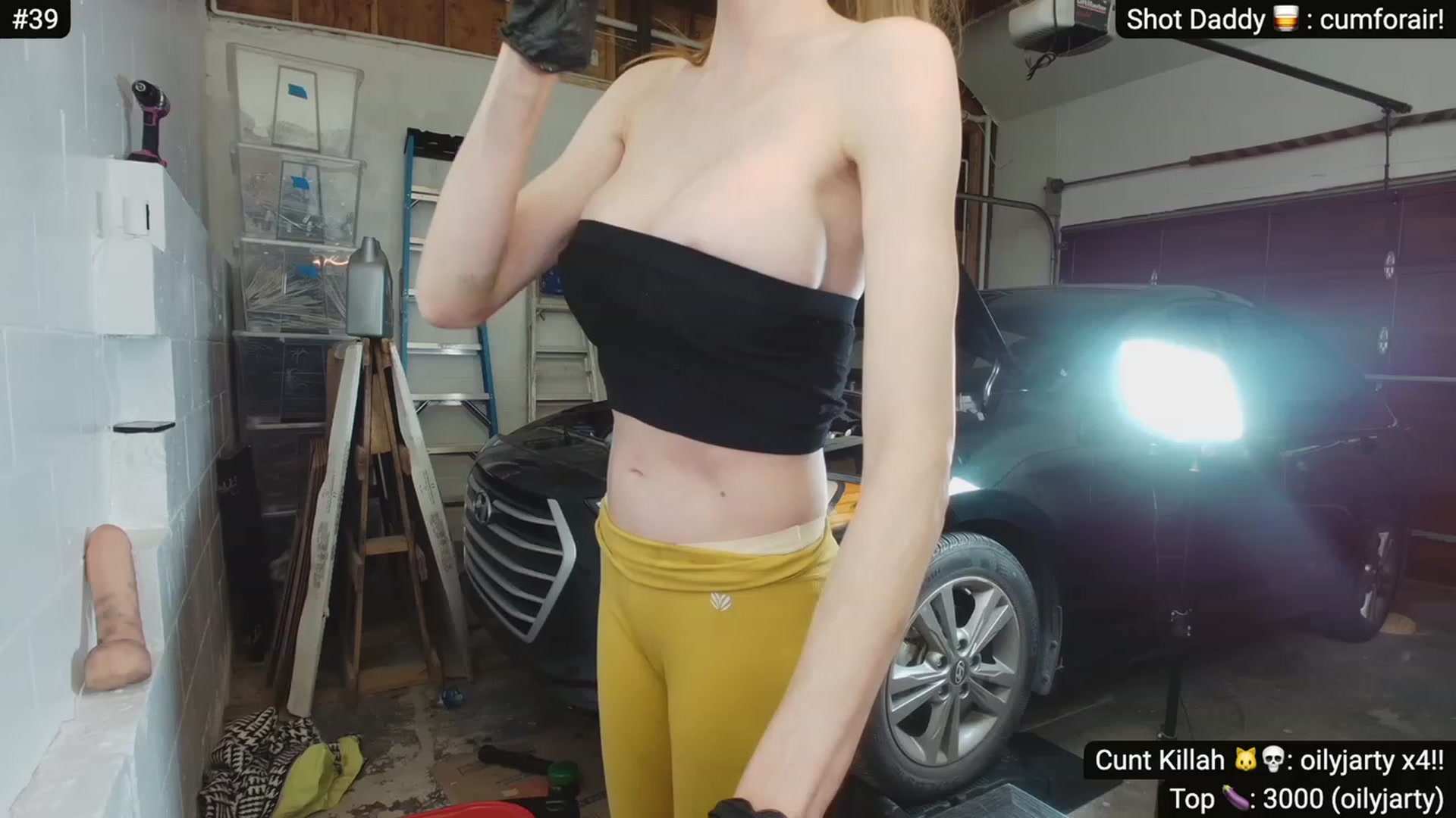 Gallery image thumbnail from GreaseMonkkey's myfreecams stream on, 04/02/2023, 09:13 image 12 of 20