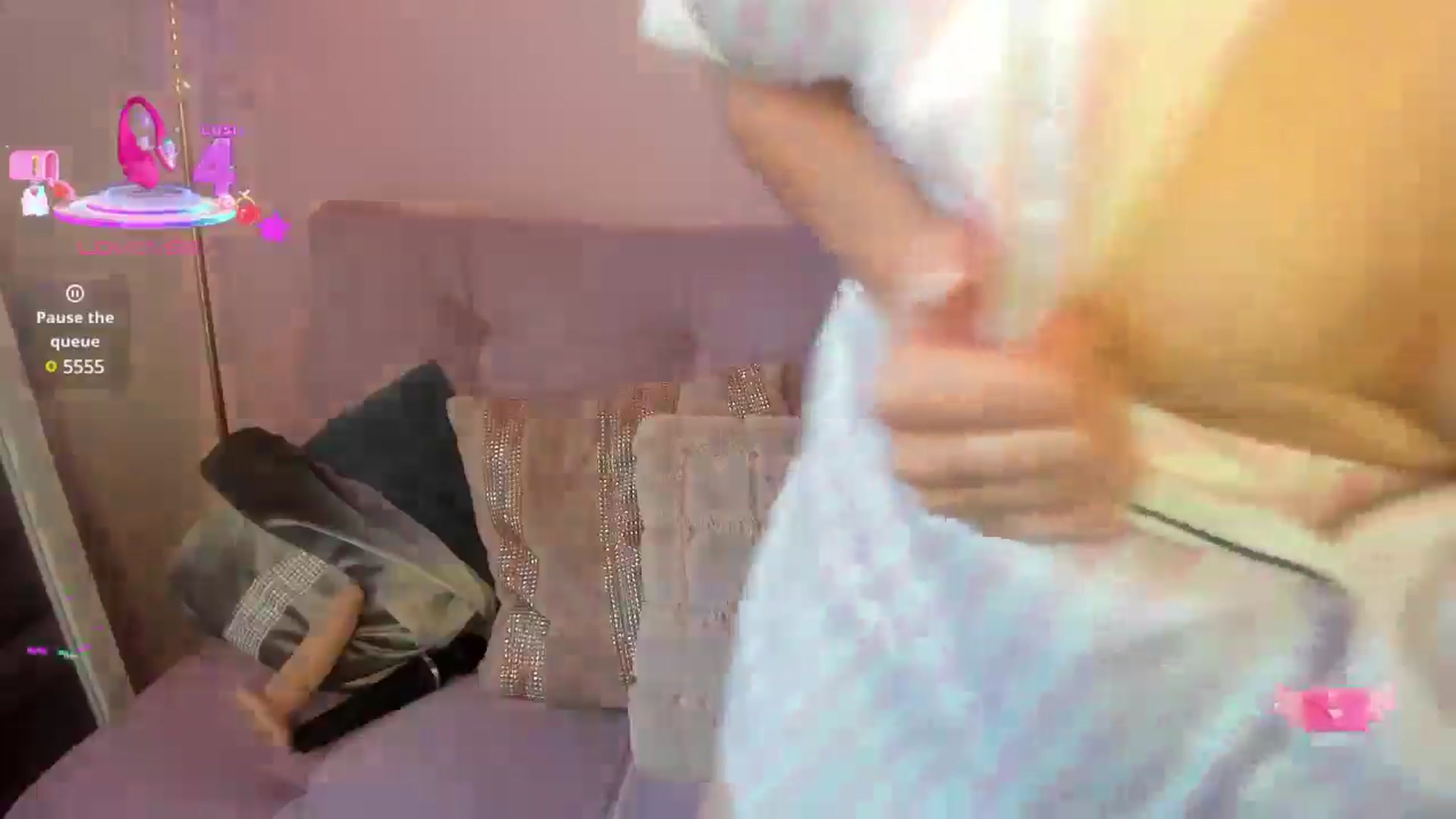 Gallery image thumbnail from Greeicywells's myfreecams stream on, 06/15/2025, 15:47 image 9 of 20