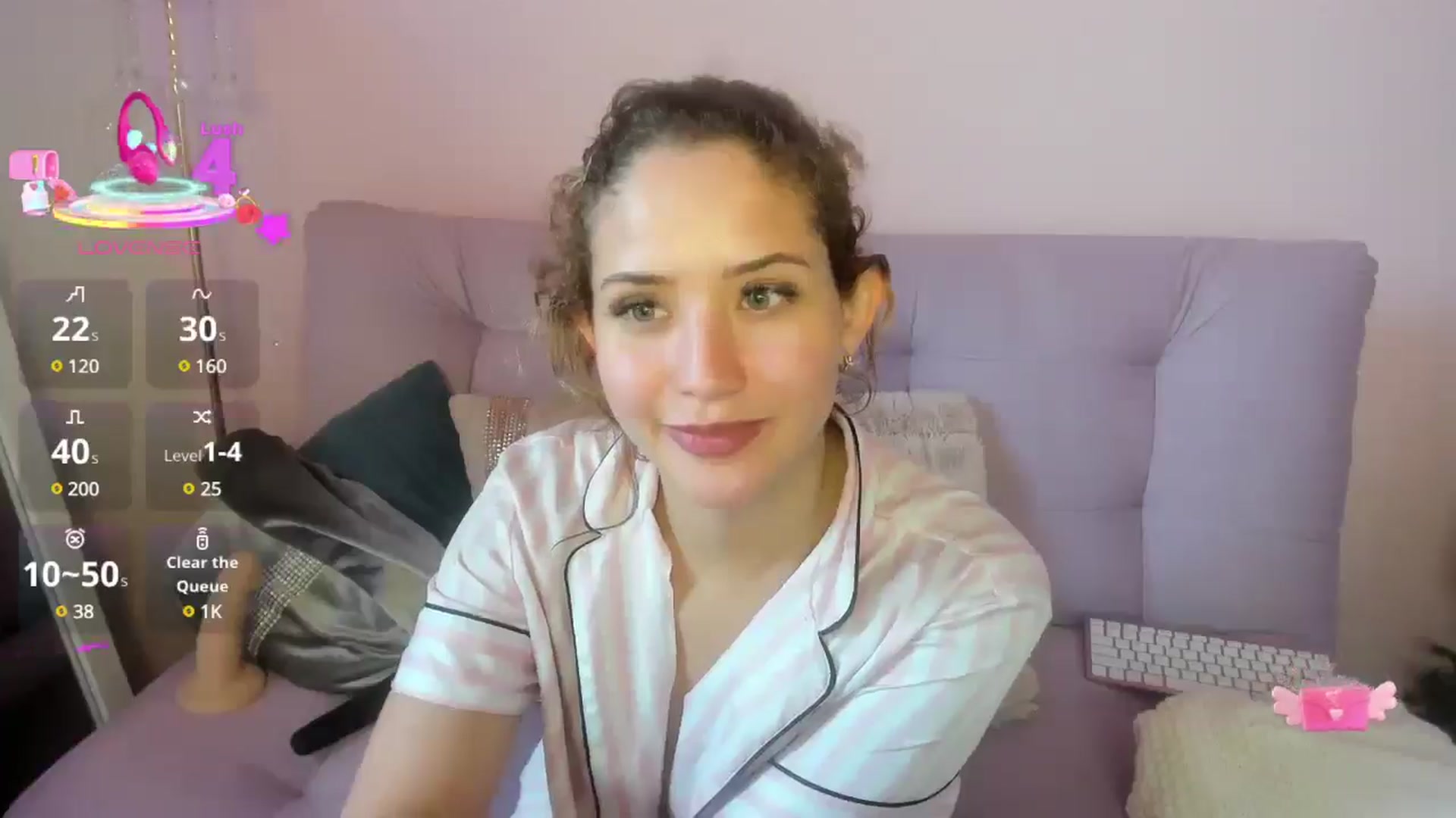 Gallery image thumbnail from Greeicywells's myfreecams stream on, 06/15/2025, 15:47 image 12 of 20