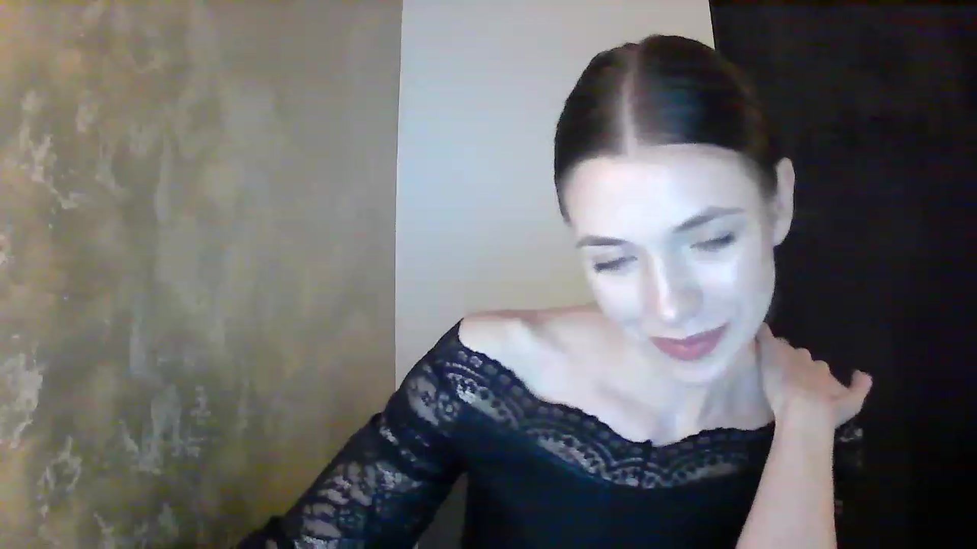 Gallery image thumbnail from GreenKittyy's myfreecams stream on, 12/03/2022, 01:25 image 9 of 20