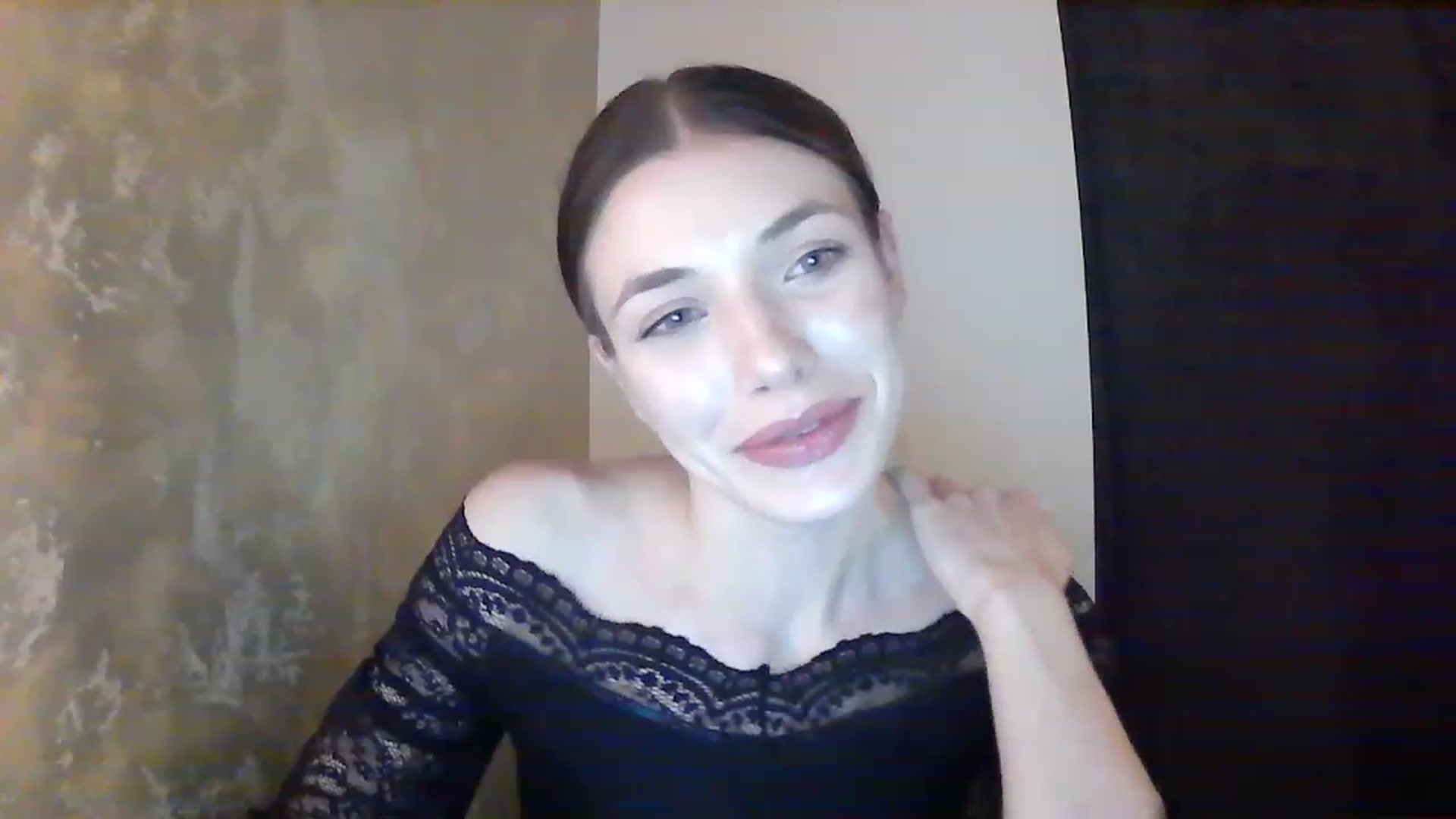 Gallery image thumbnail from GreenKittyy's myfreecams stream on, 12/03/2022, 01:25 image 4 of 20