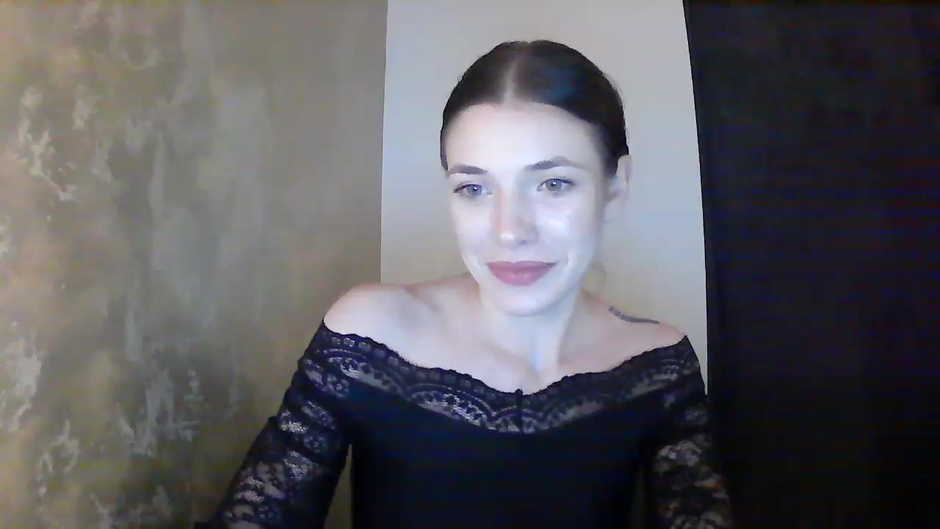 Gallery image thumbnail from GreenKittyy's myfreecams stream on, 12/03/2022, 01:25 image 10 of 20