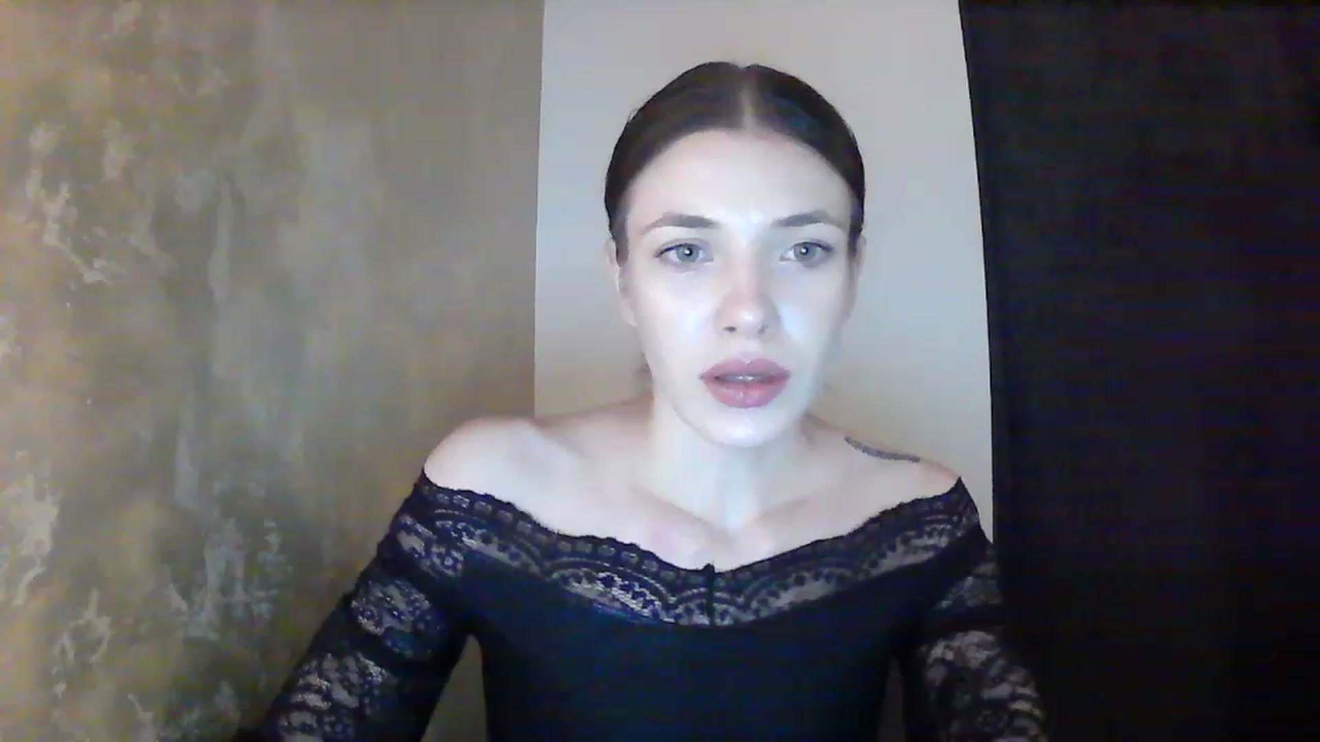 Gallery image thumbnail from GreenKittyy's myfreecams stream on, 12/03/2022, 01:25 image 2 of 20