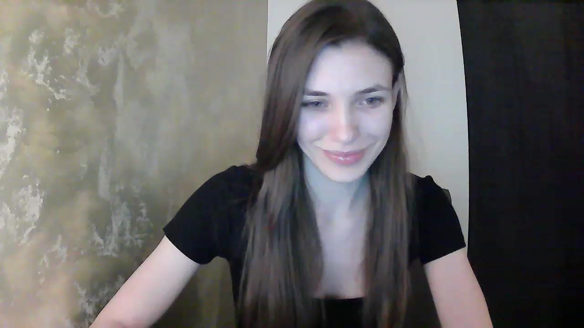 Gallery image thumbnail from GreenKittyy's myfreecams stream on, 12/04/2022, 24:45 image 13 of 20