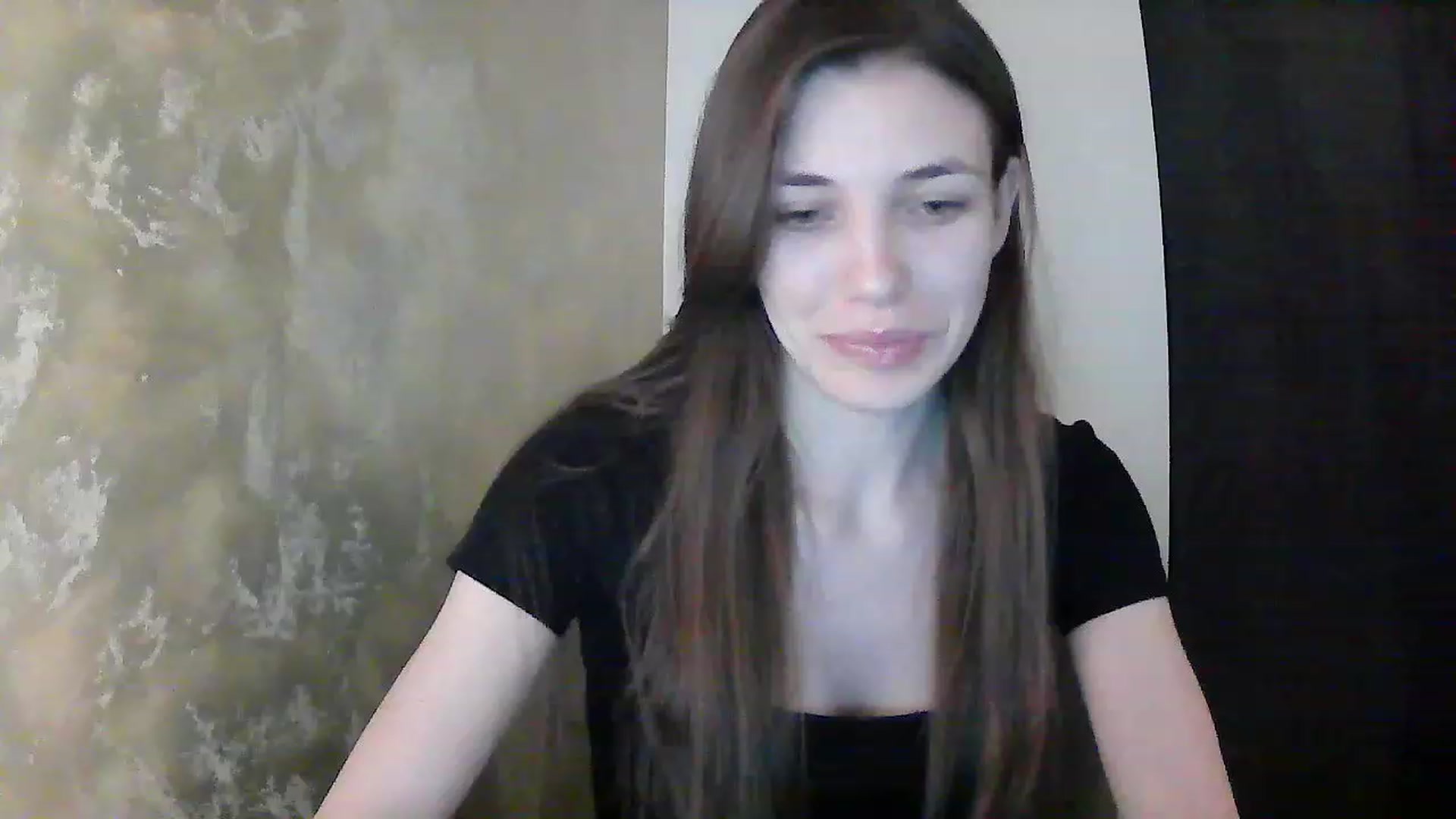 Gallery image thumbnail from GreenKittyy's myfreecams stream on, 12/04/2022, 24:45 image 1 of 20