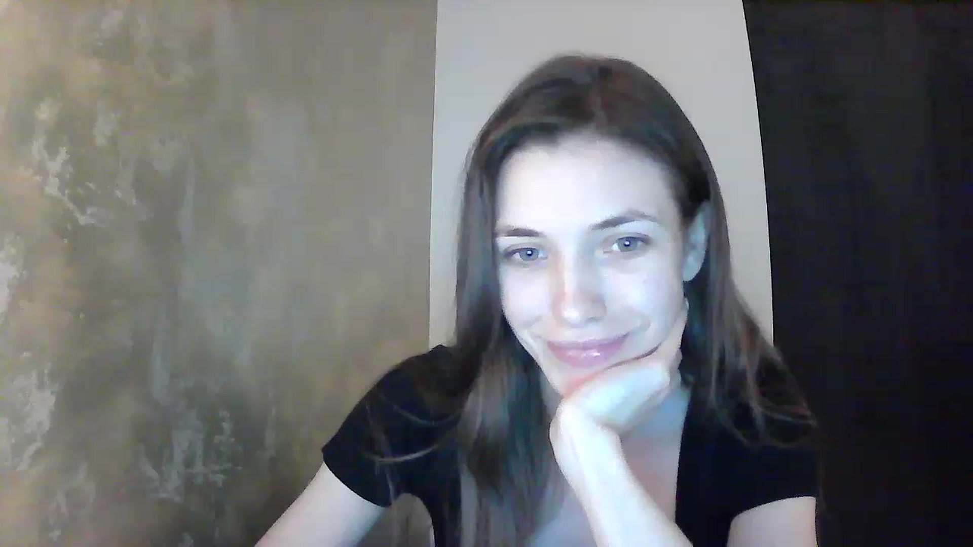 Gallery image thumbnail from GreenKittyy's myfreecams stream on, 12/04/2022, 01:33 image 19 of 20