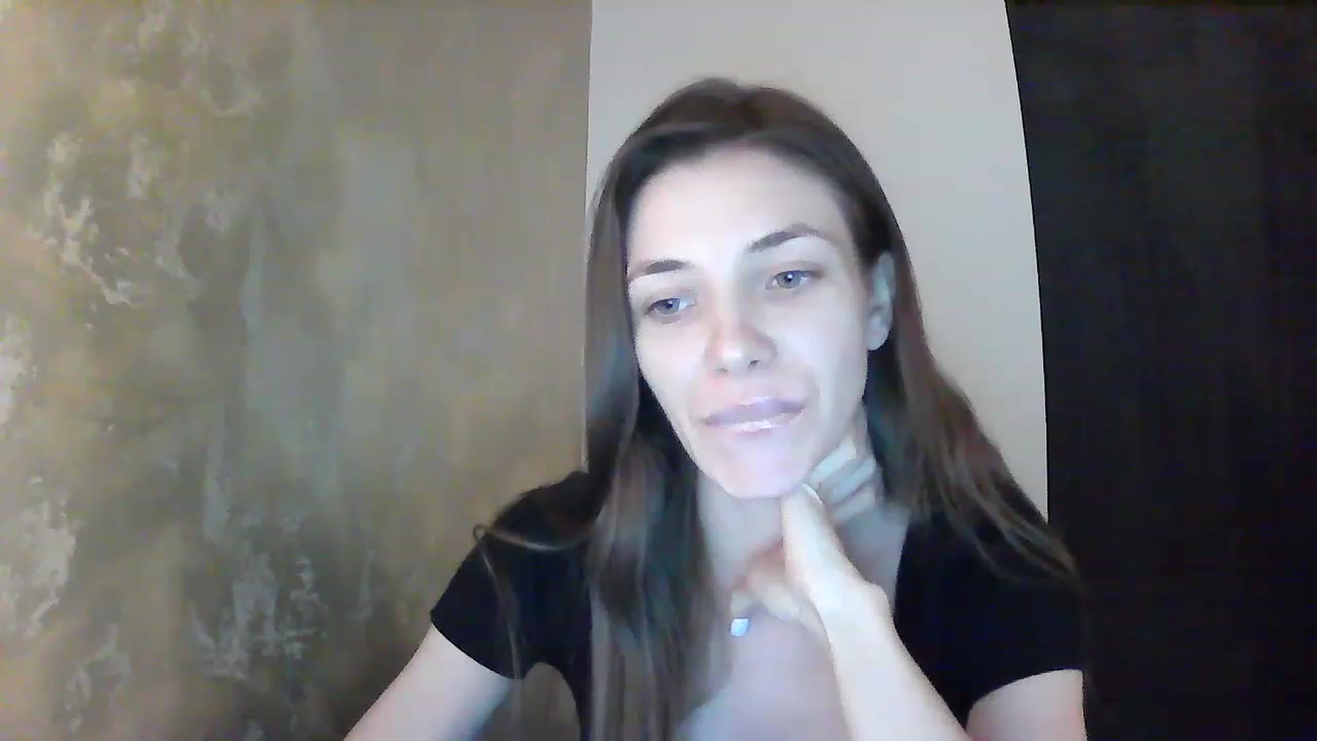 Gallery image thumbnail from GreenKittyy's myfreecams stream on, 12/04/2022, 01:33 image 17 of 20