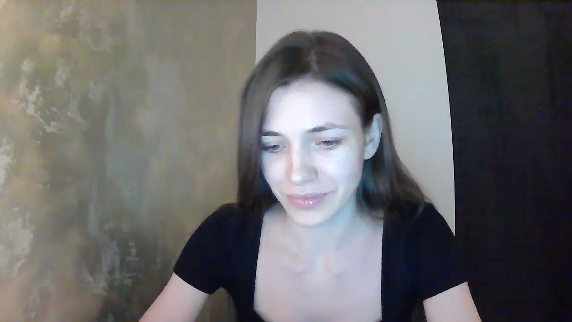 Gallery image thumbnail from GreenKittyy's myfreecams stream on, 12/04/2022, 01:33 image 8 of 20