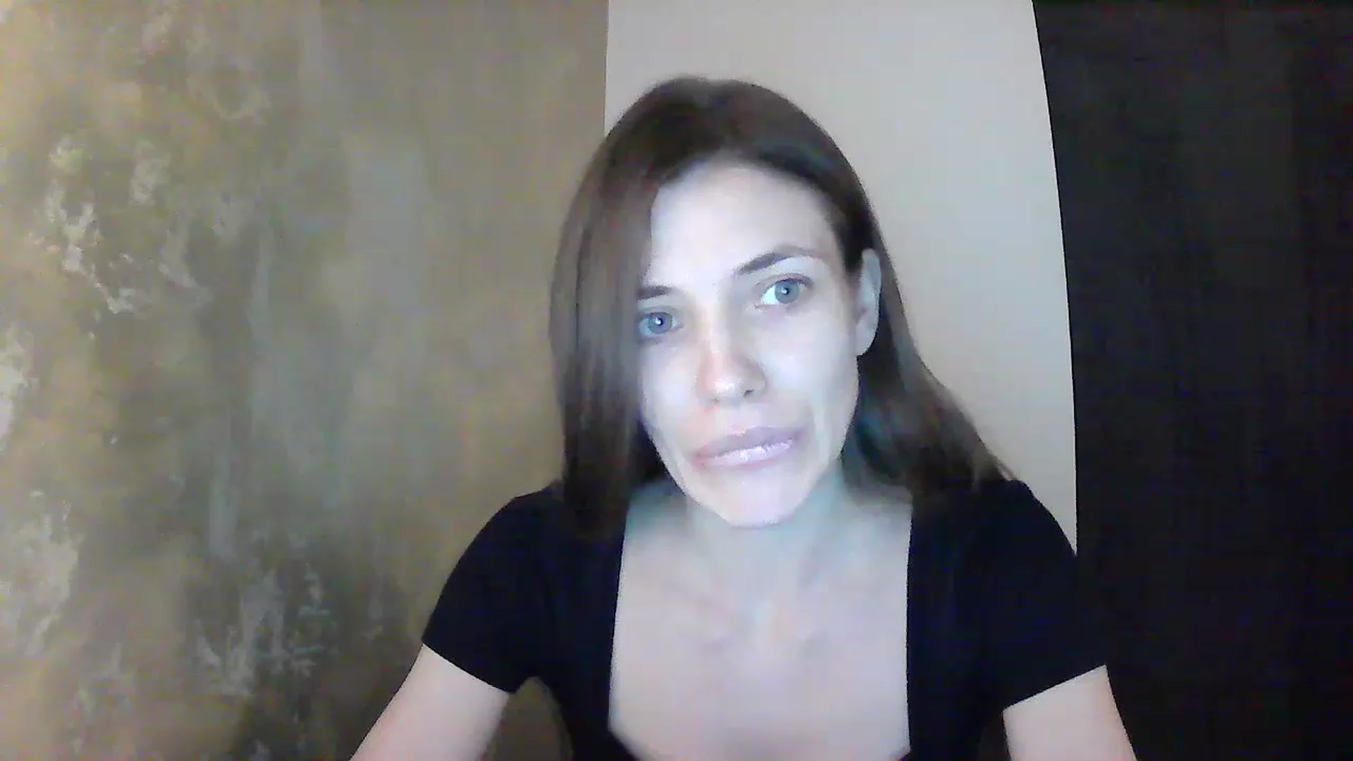 Gallery image thumbnail from GreenKittyy's myfreecams stream on, 12/04/2022, 01:33 image 6 of 20