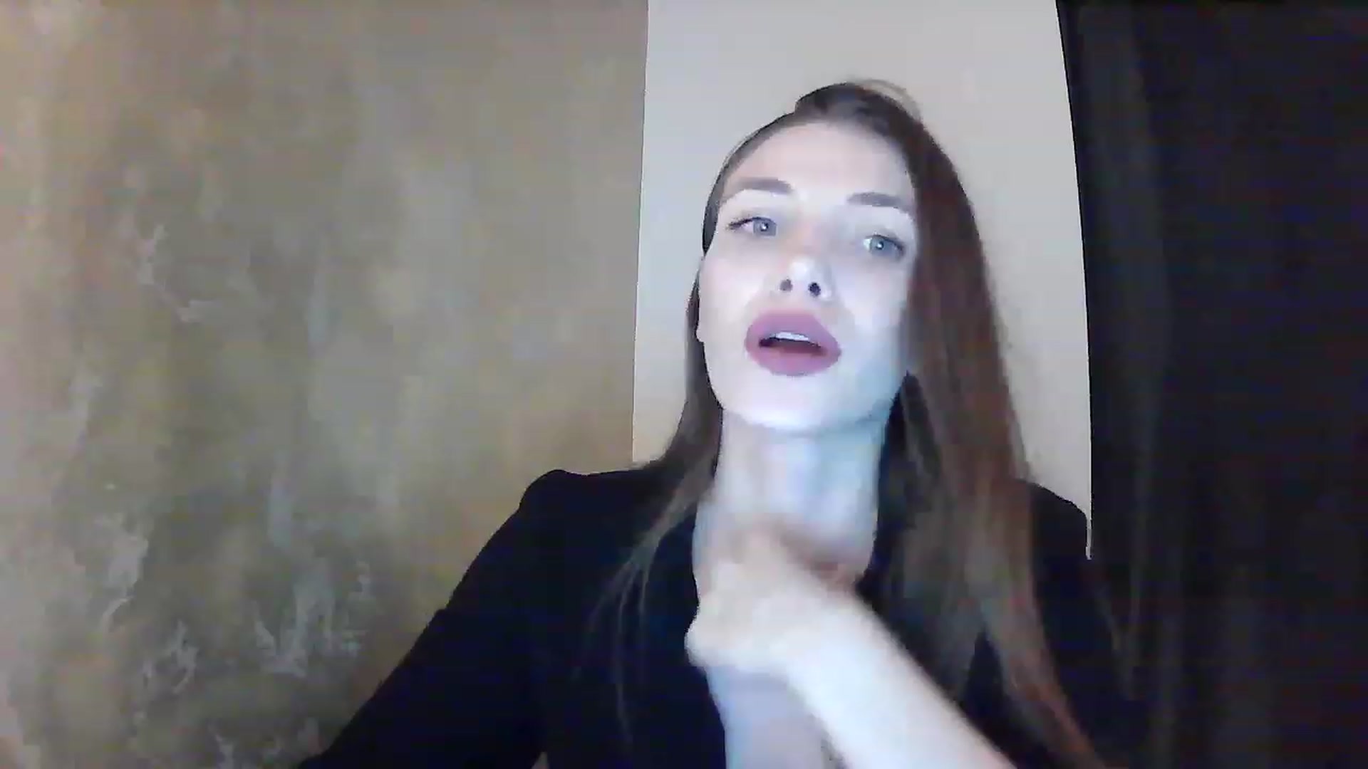 Gallery image thumbnail from GreenKittyy's myfreecams stream on, 12/05/2022, 24:08 image 6 of 20