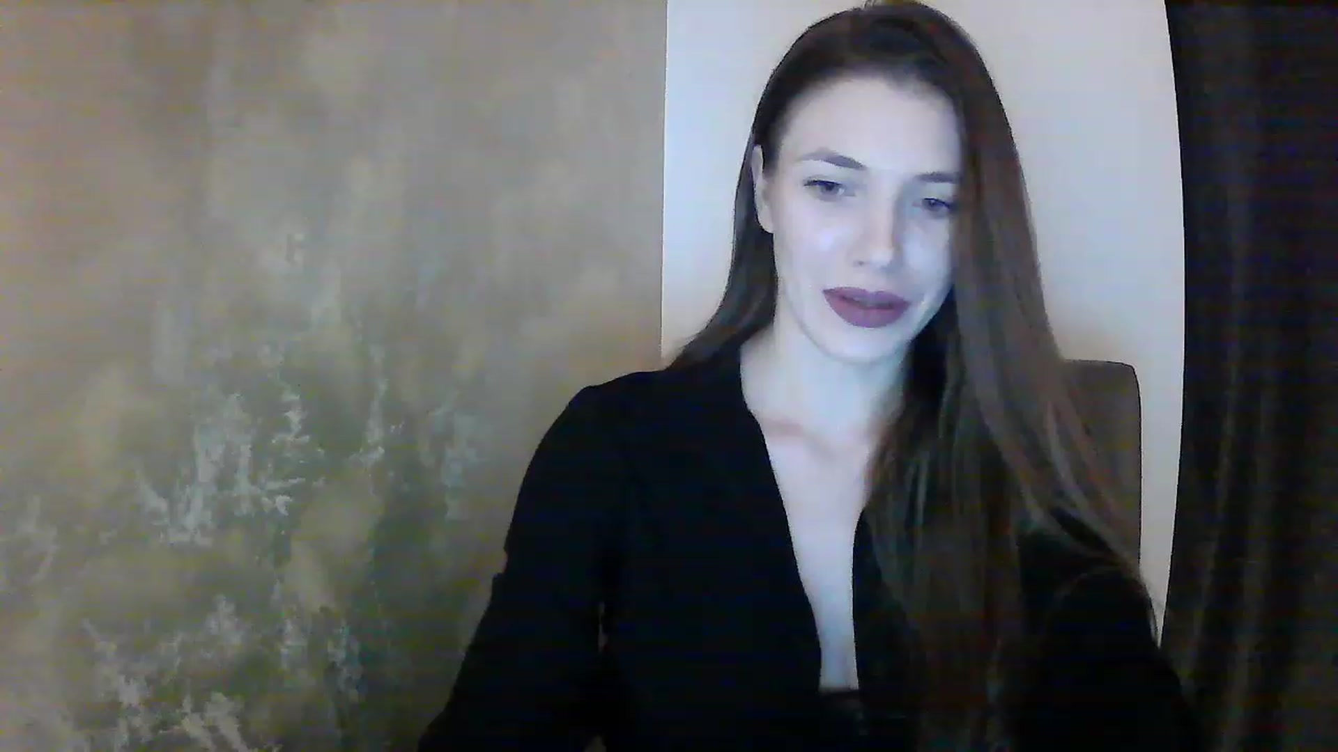 Gallery image thumbnail from GreenKittyy's myfreecams stream on, 12/05/2022, 24:28 image 16 of 20