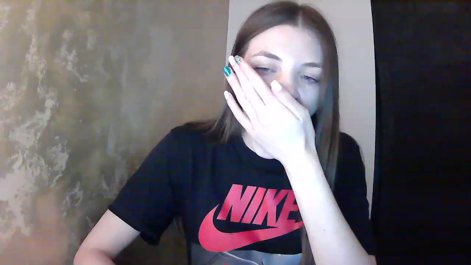 Gallery image thumbnail from GreenKittyy's myfreecams stream on, 12/06/2022, 24:00 image 3 of 20