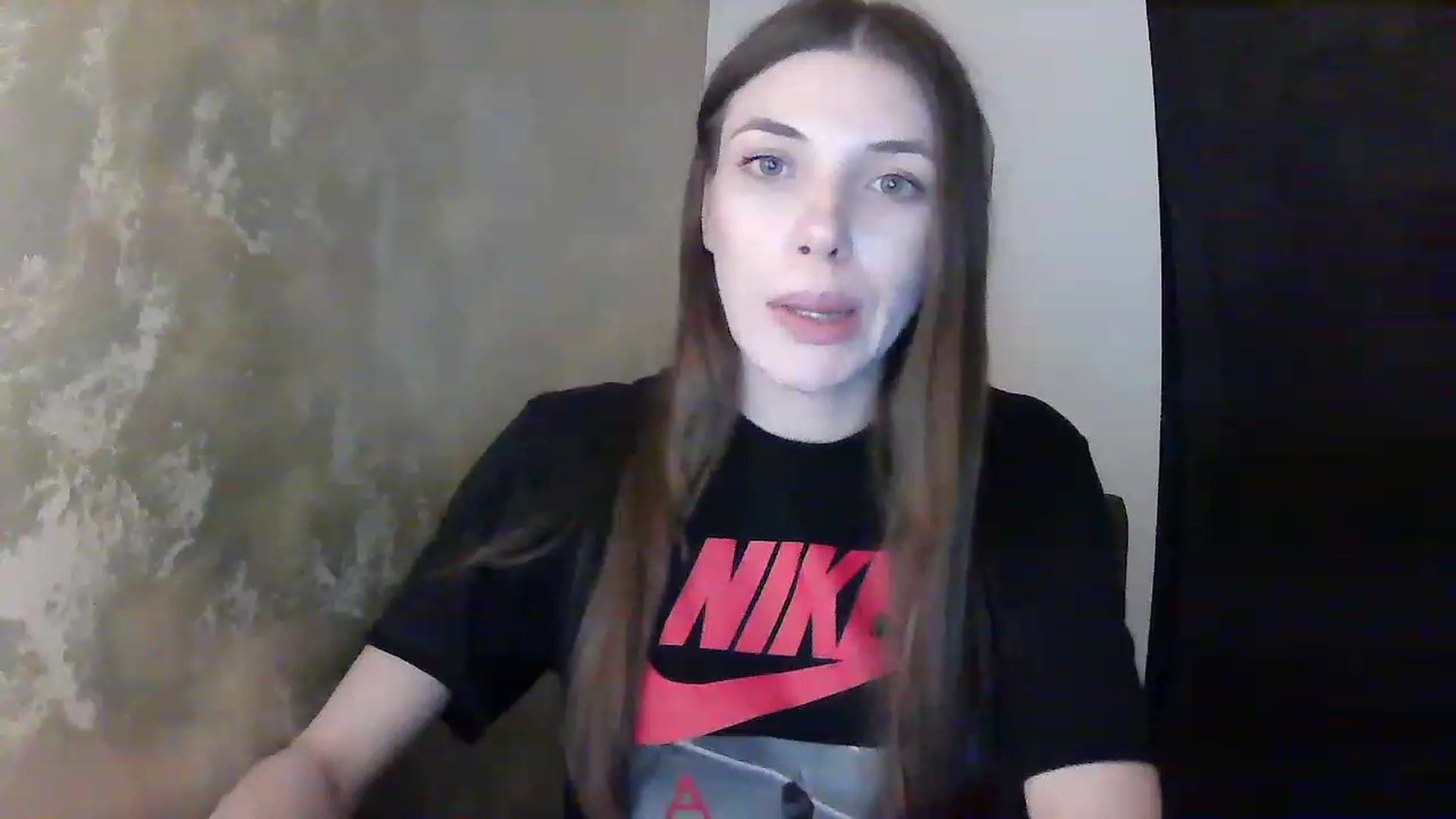 Gallery image thumbnail from GreenKittyy's myfreecams stream on, 12/06/2022, 24:00 image 6 of 20