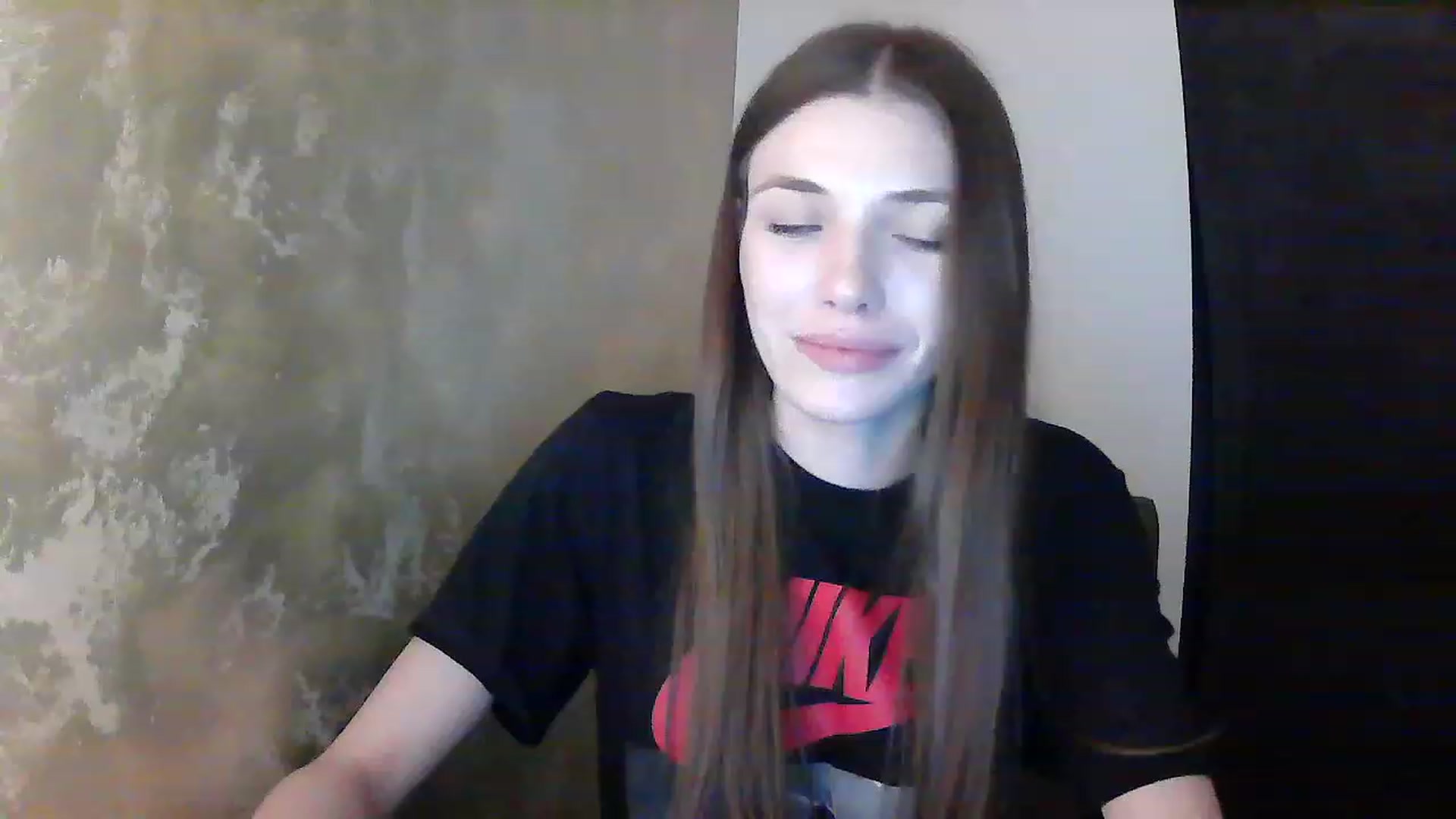 Gallery image thumbnail from GreenKittyy's myfreecams stream on, 12/06/2022, 24:28 image 1 of 20