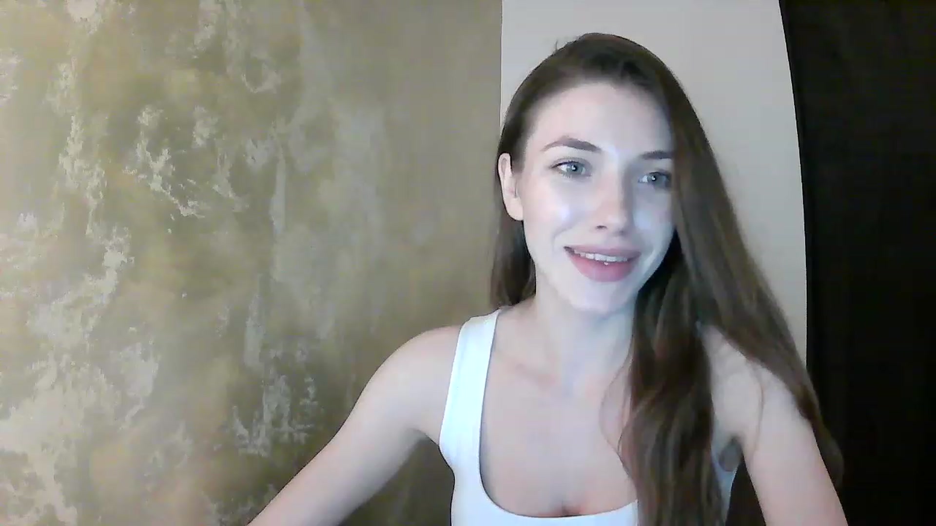 Gallery image thumbnail from GreenKittyy's myfreecams stream on, 12/09/2022, 24:01 image 2 of 20