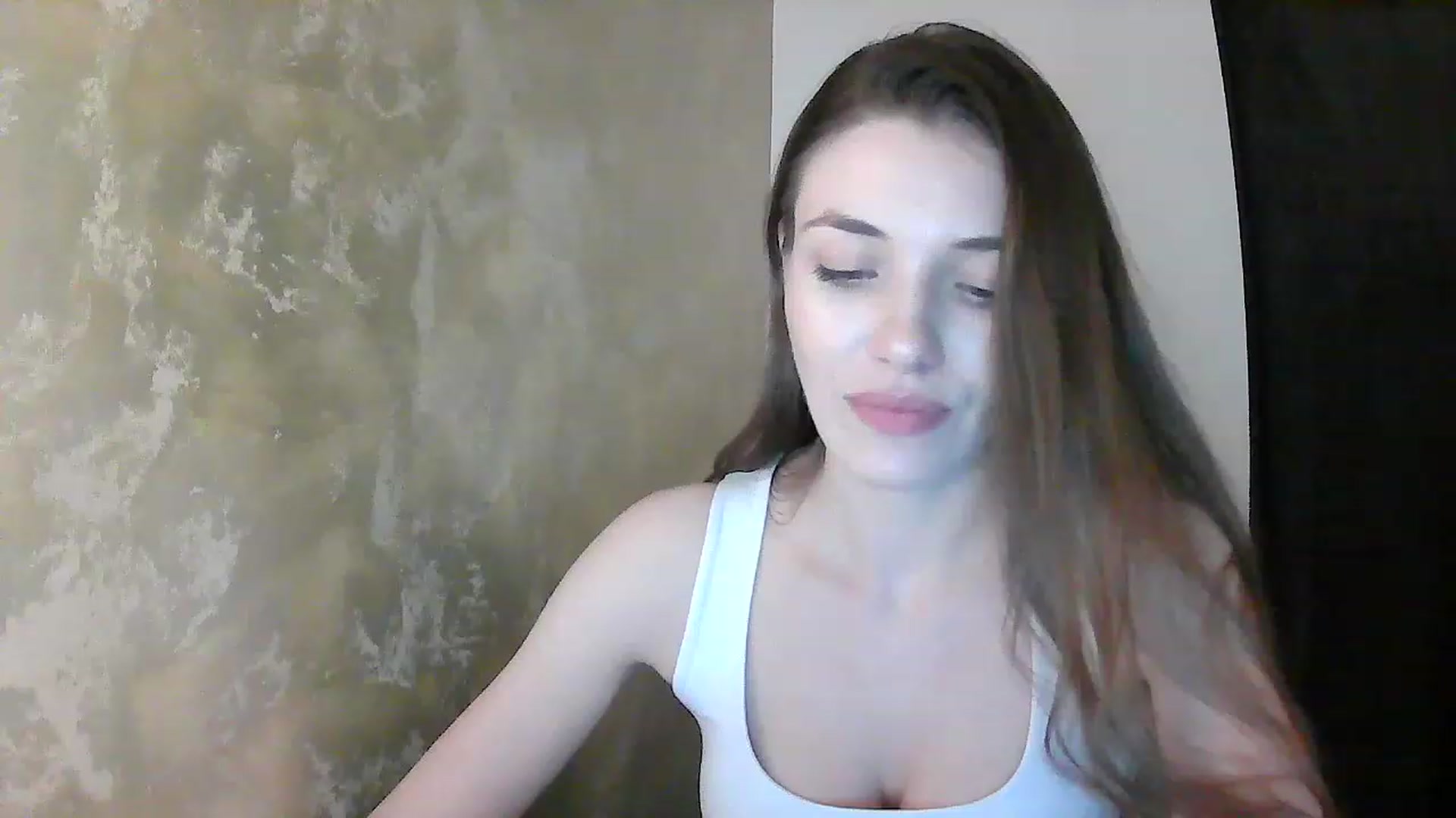 Gallery image thumbnail from GreenKittyy's myfreecams stream on, 12/09/2022, 24:17 image 1 of 20