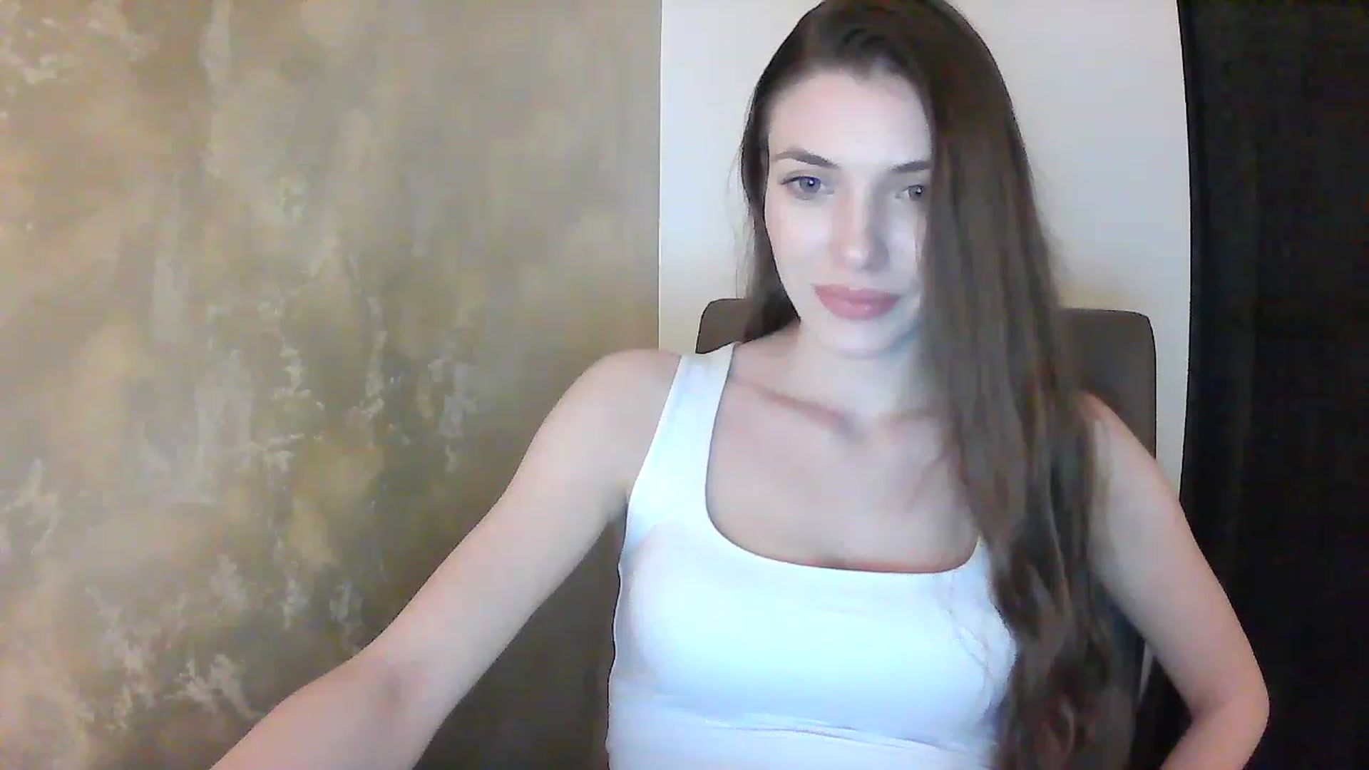Gallery image thumbnail from GreenKittyy's myfreecams stream on, 12/09/2022, 01:20 image 10 of 20