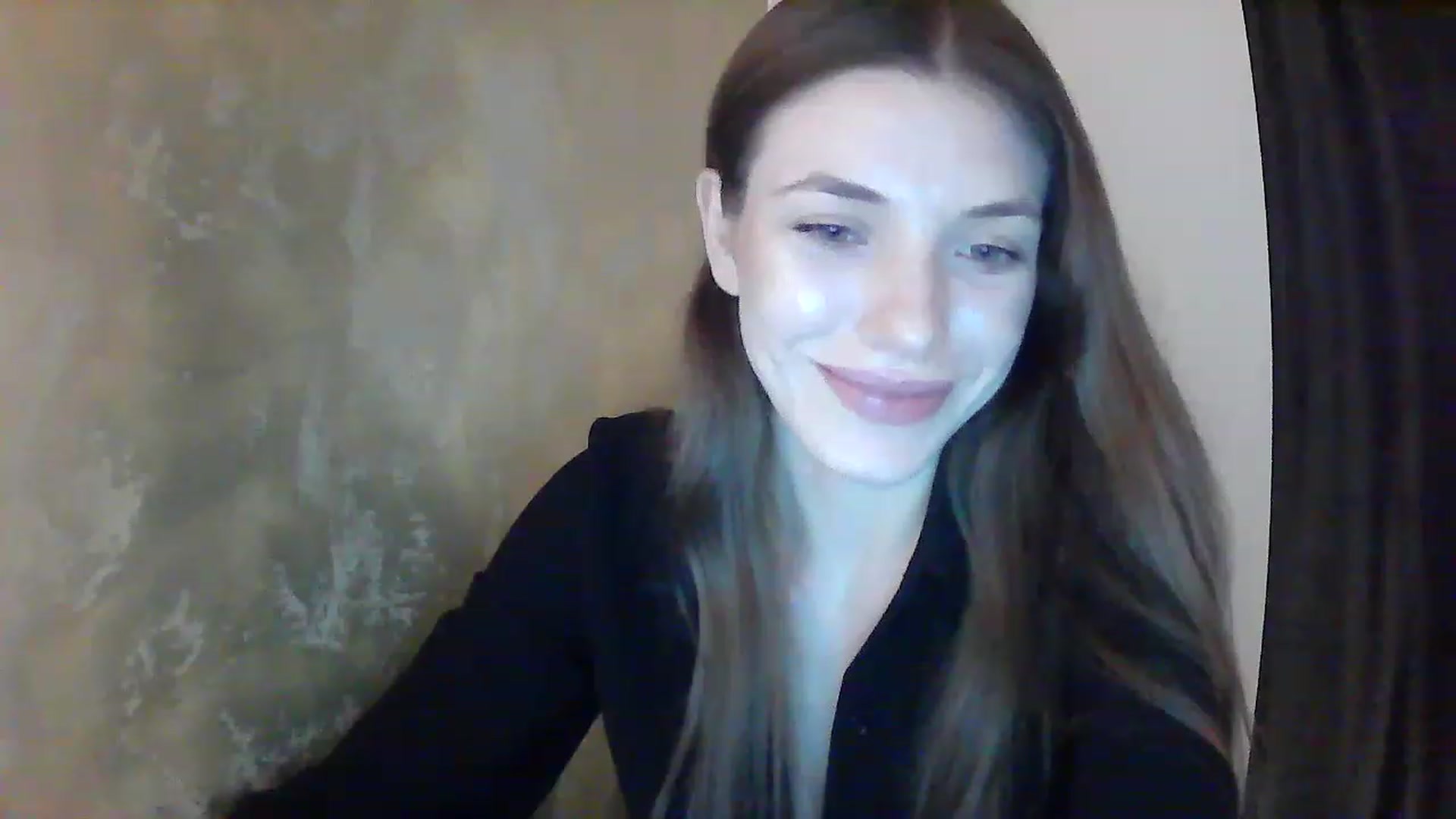 Gallery image thumbnail from GreenKittyy's myfreecams stream on, 12/10/2022, 01:24 image 10 of 20