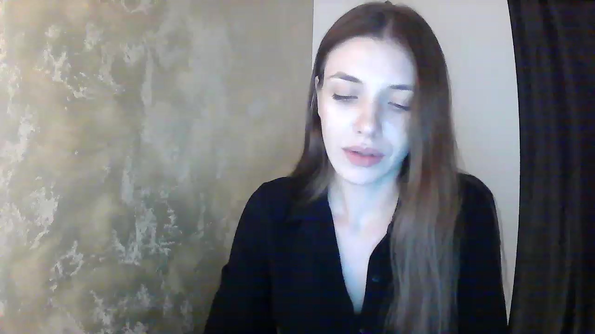 Gallery image thumbnail from GreenKittyy's myfreecams stream on, 12/10/2022, 01:24 image 5 of 20