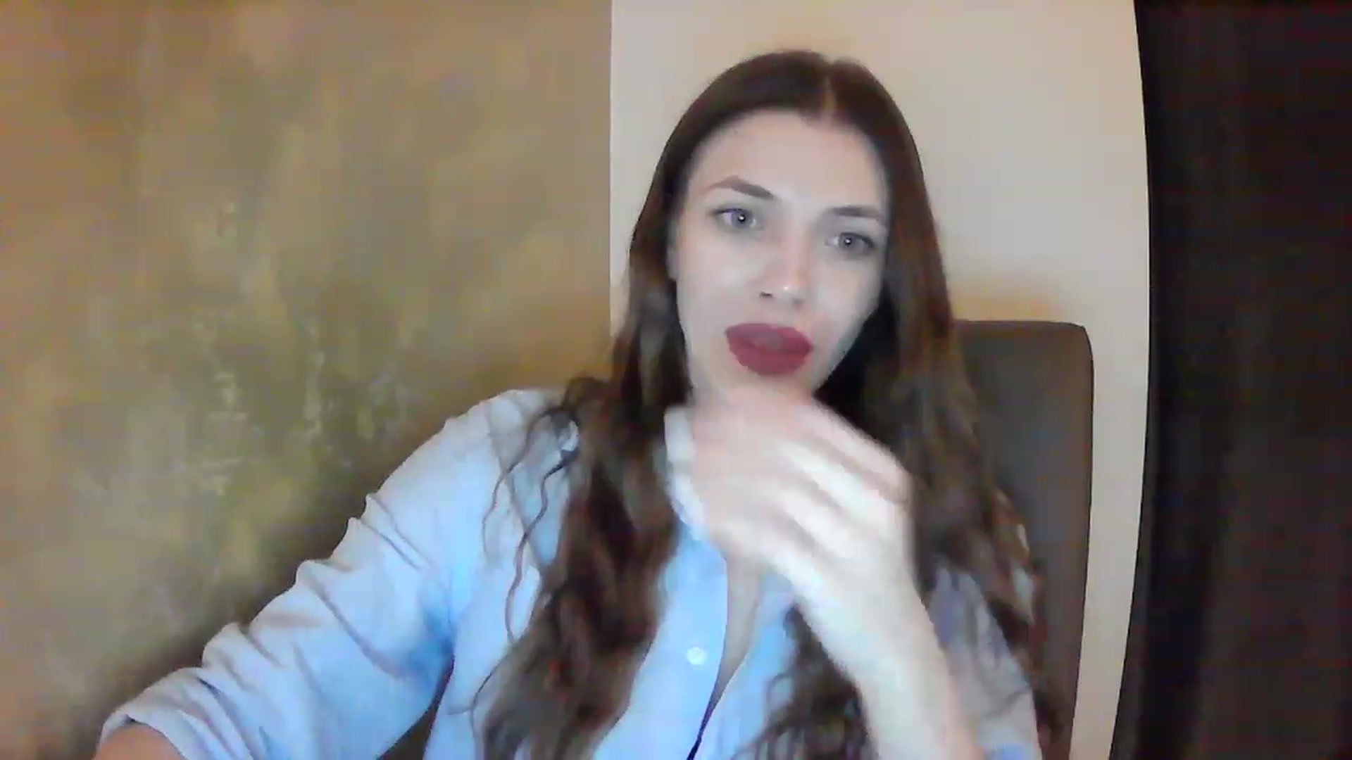 Gallery image thumbnail from GreenKittyy's myfreecams stream on, 12/10/2022, 23:59 image 18 of 20