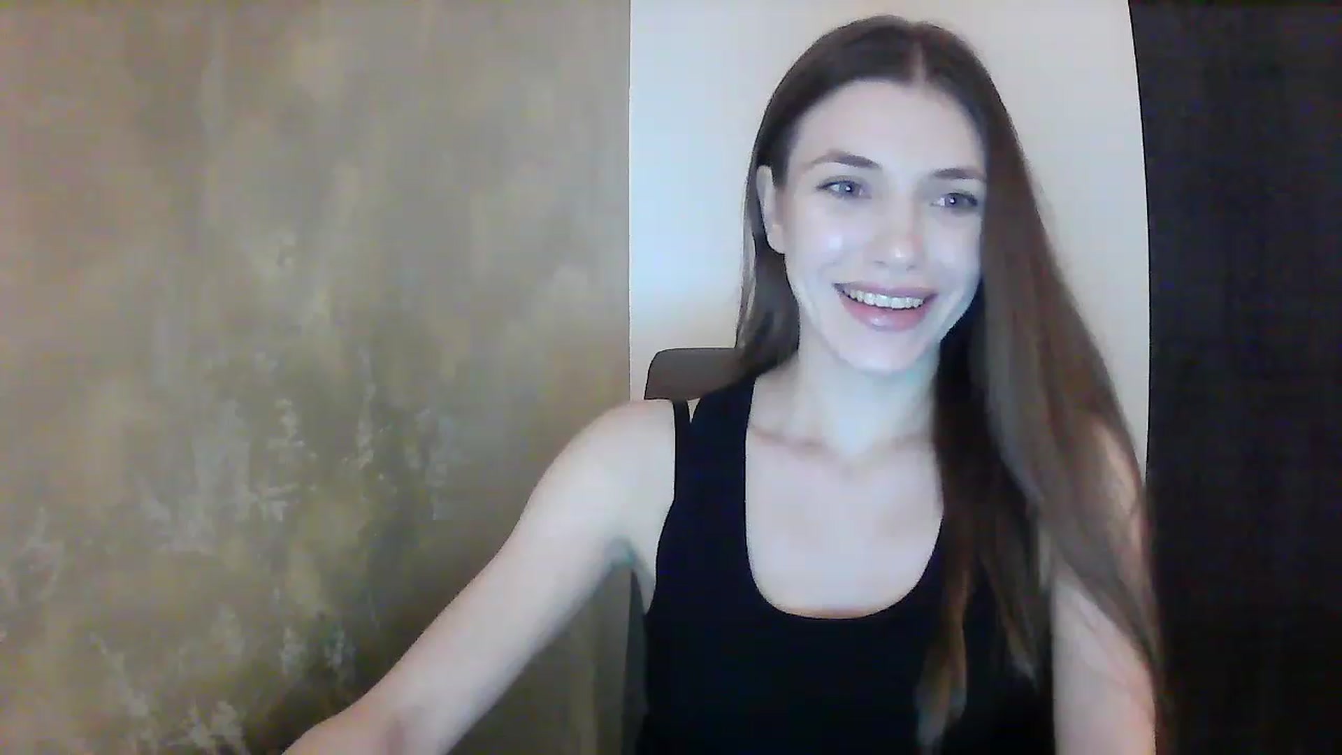 Gallery image thumbnail from GreenKittyy's myfreecams stream on, 12/12/2022, 24:01 image 17 of 20