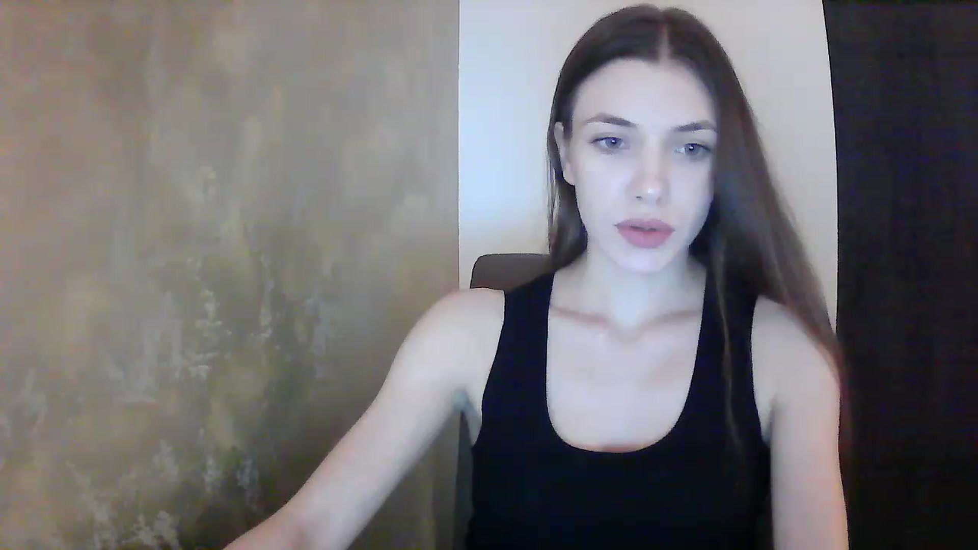 Gallery image thumbnail from GreenKittyy's myfreecams stream on, 12/12/2022, 24:01 image 13 of 20