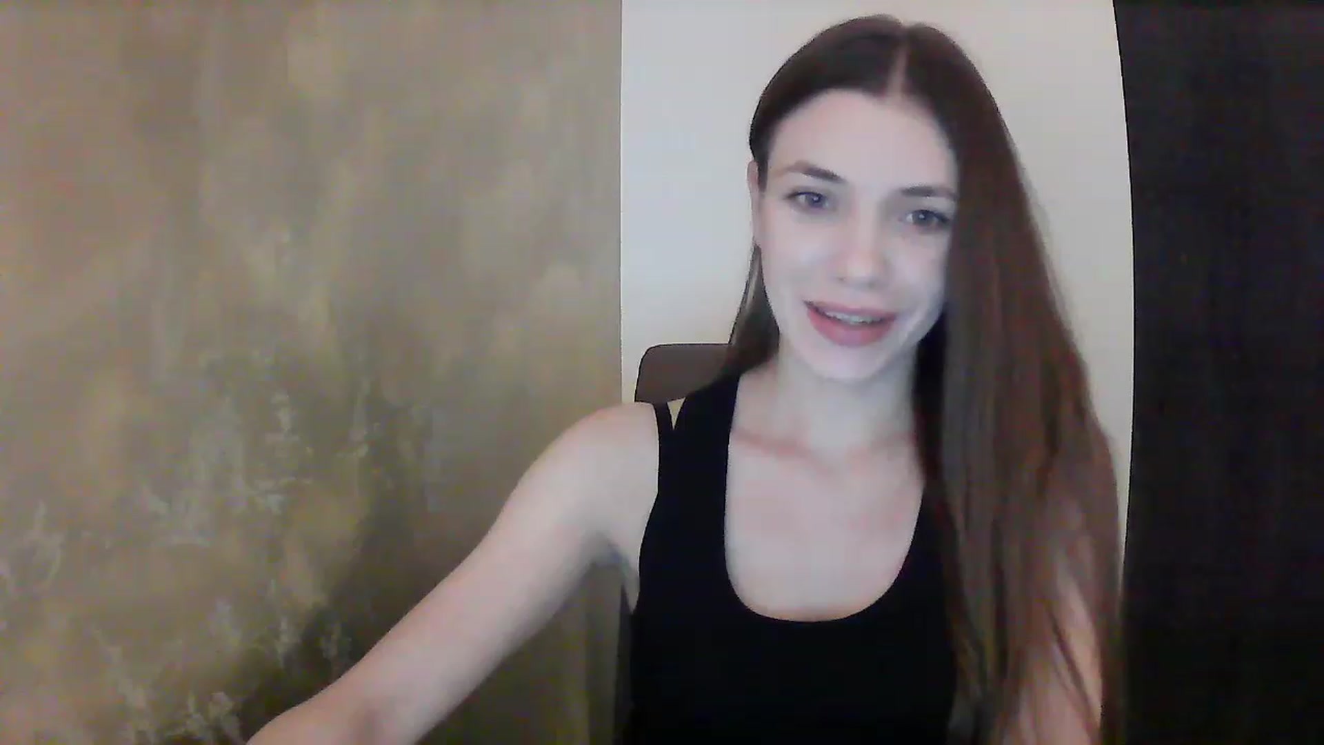 Gallery image thumbnail from GreenKittyy's myfreecams stream on, 12/12/2022, 24:01 image 18 of 20
