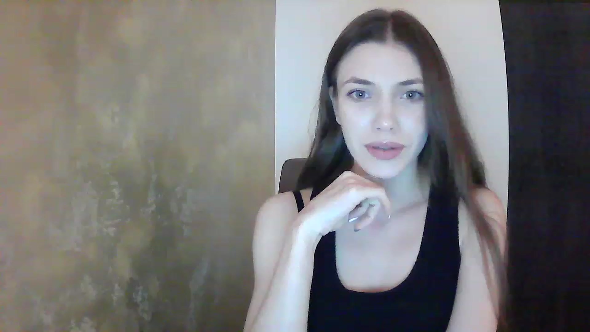 Gallery image thumbnail from GreenKittyy's myfreecams stream on, 12/12/2022, 01:09 image 11 of 20
