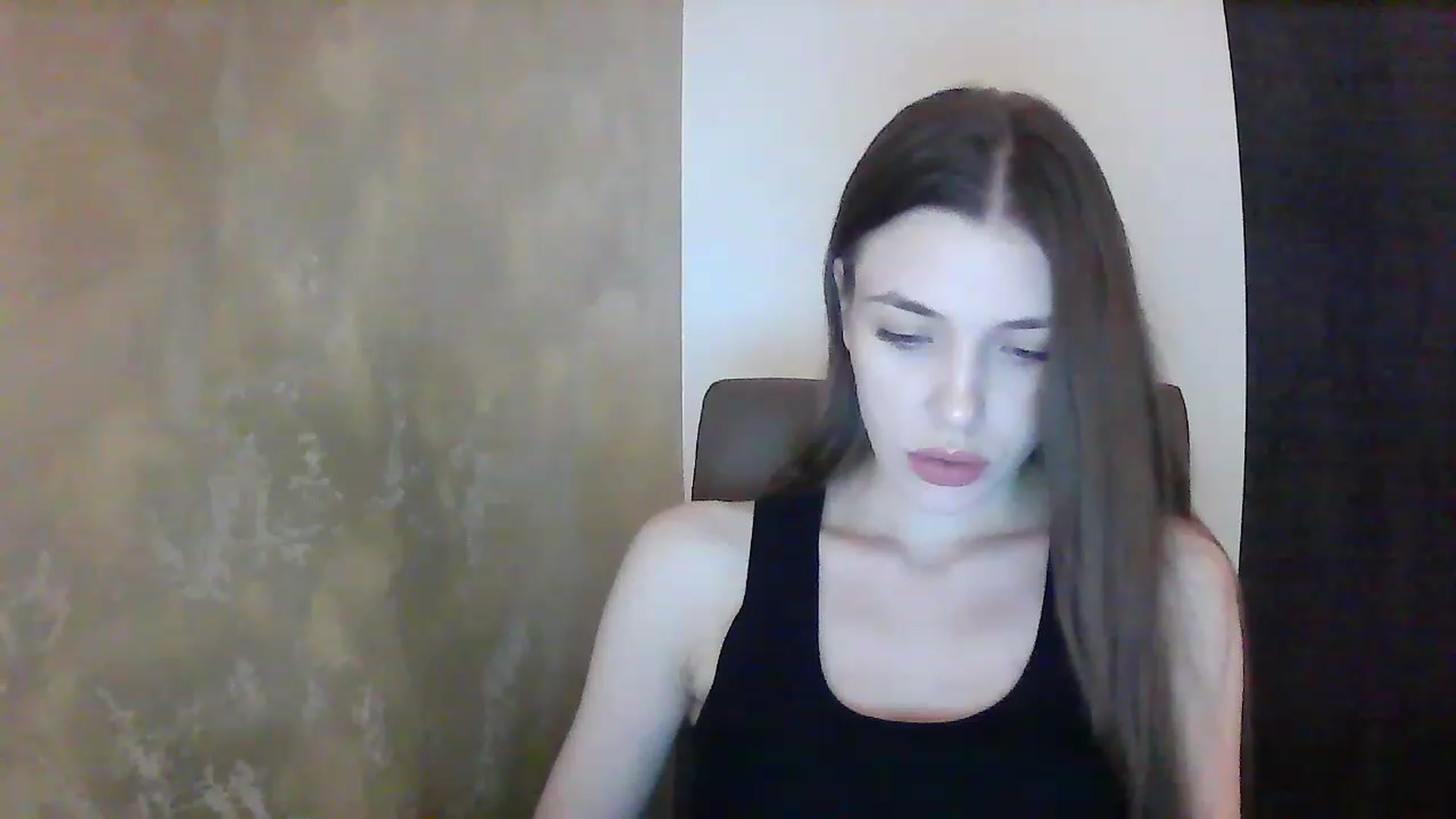 Gallery image thumbnail from GreenKittyy's myfreecams stream on, 12/12/2022, 01:09 image 3 of 20