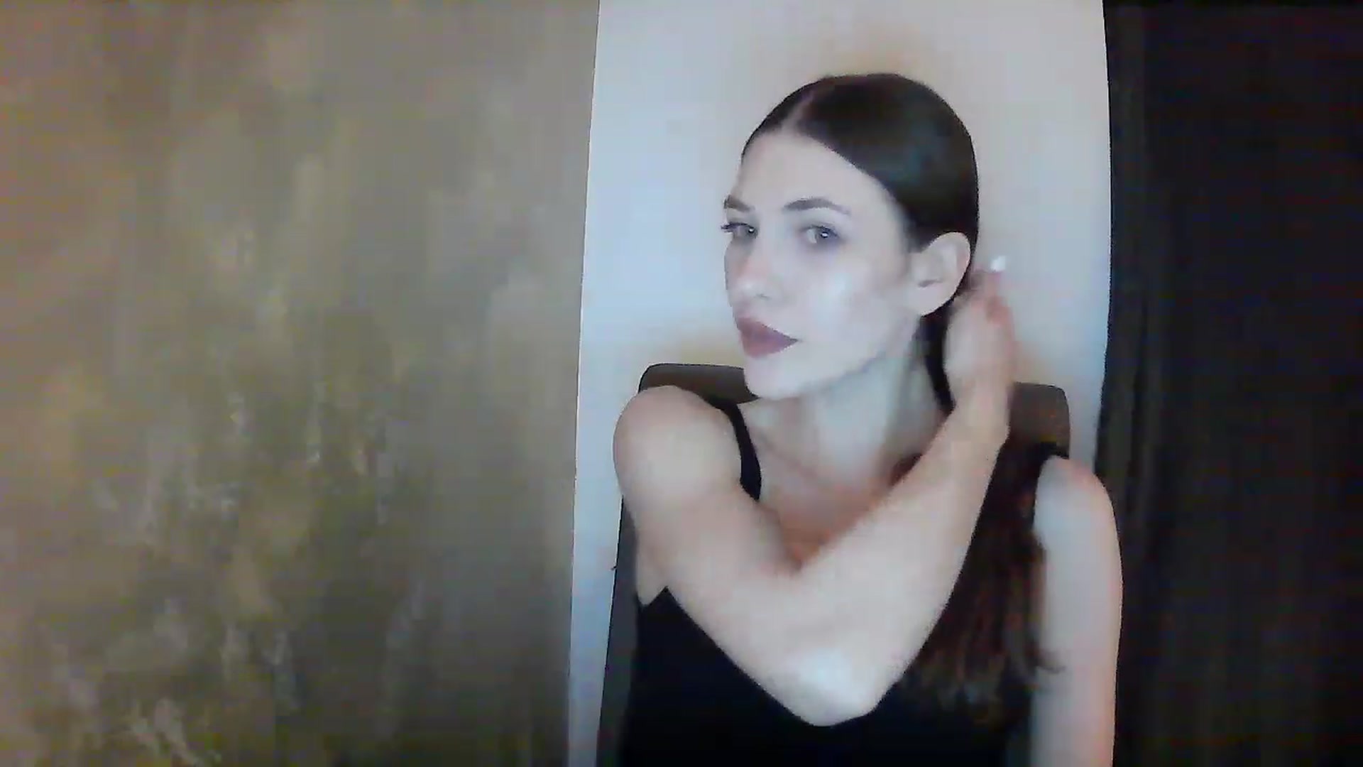 Gallery image thumbnail from GreenKittyy's myfreecams stream on, 12/15/2022, 24:01 image 15 of 20