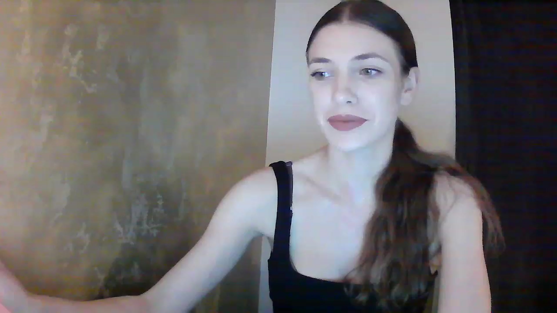 Gallery image thumbnail from GreenKittyy's myfreecams stream on, 12/15/2022, 24:01 image 3 of 20
