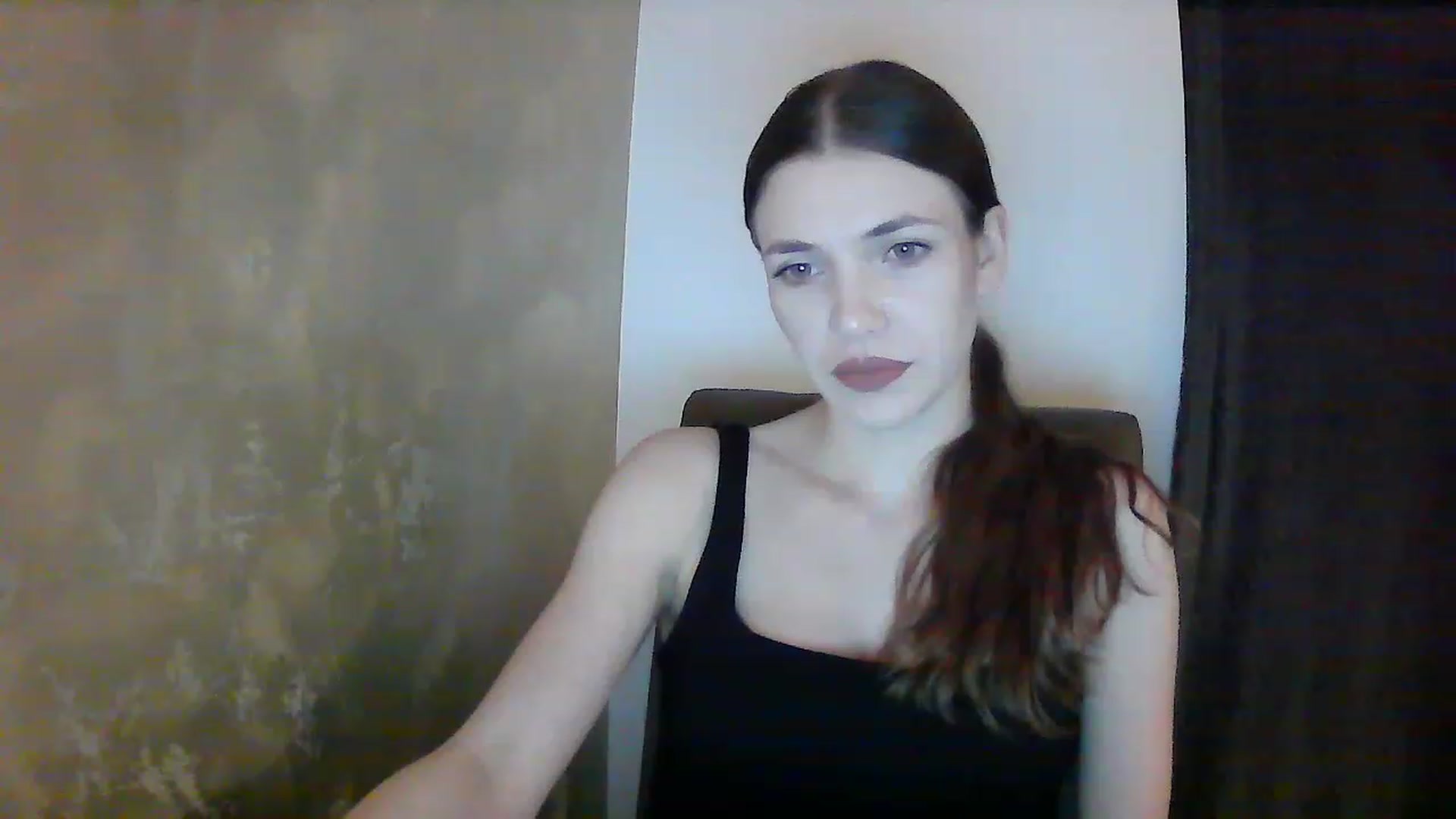Gallery image thumbnail from GreenKittyy's myfreecams stream on, 12/15/2022, 24:01 image 13 of 20