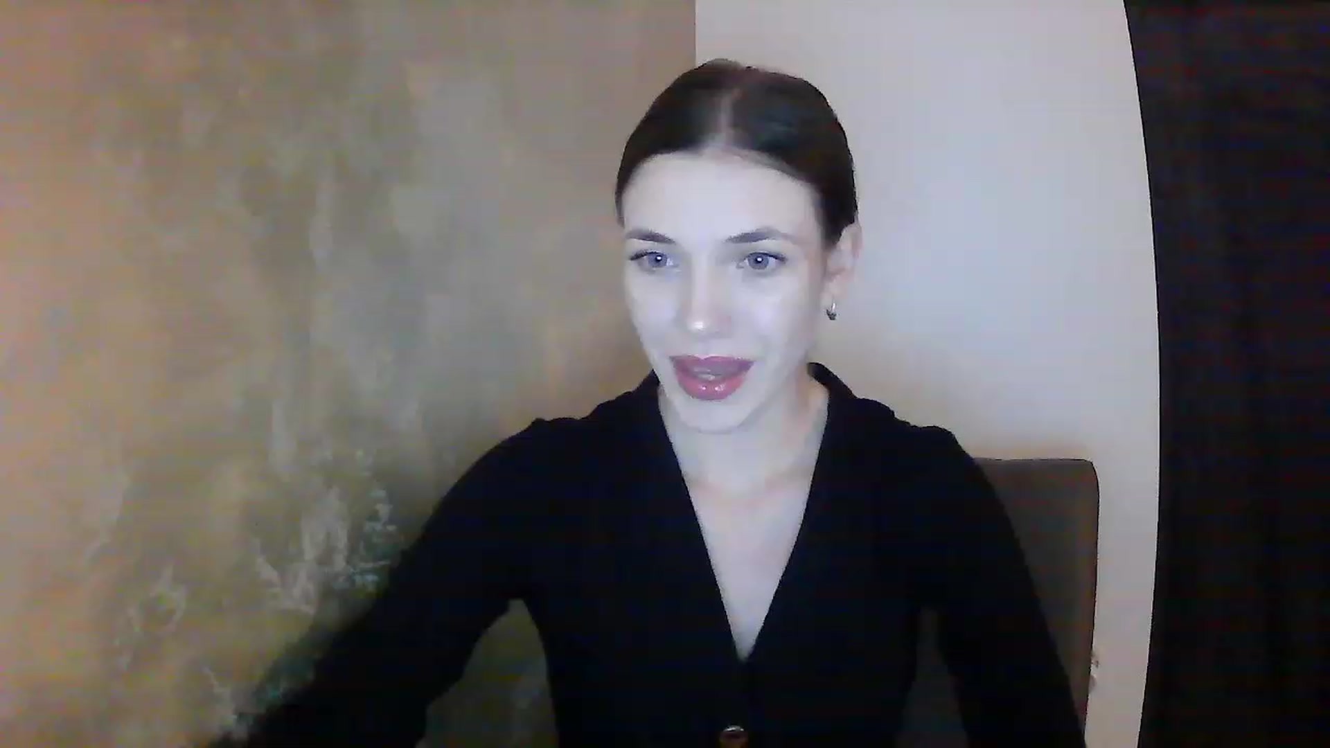 Gallery image thumbnail from GreenKittyy's myfreecams stream on, 01/03/2023, 20:19 image 6 of 20