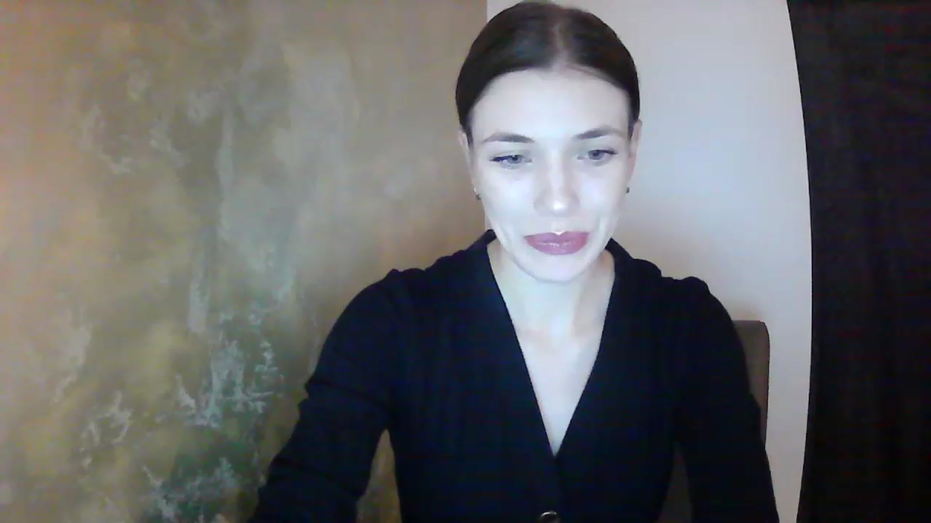 Gallery image thumbnail from GreenKittyy's myfreecams stream on, 01/03/2023, 20:19 image 2 of 20