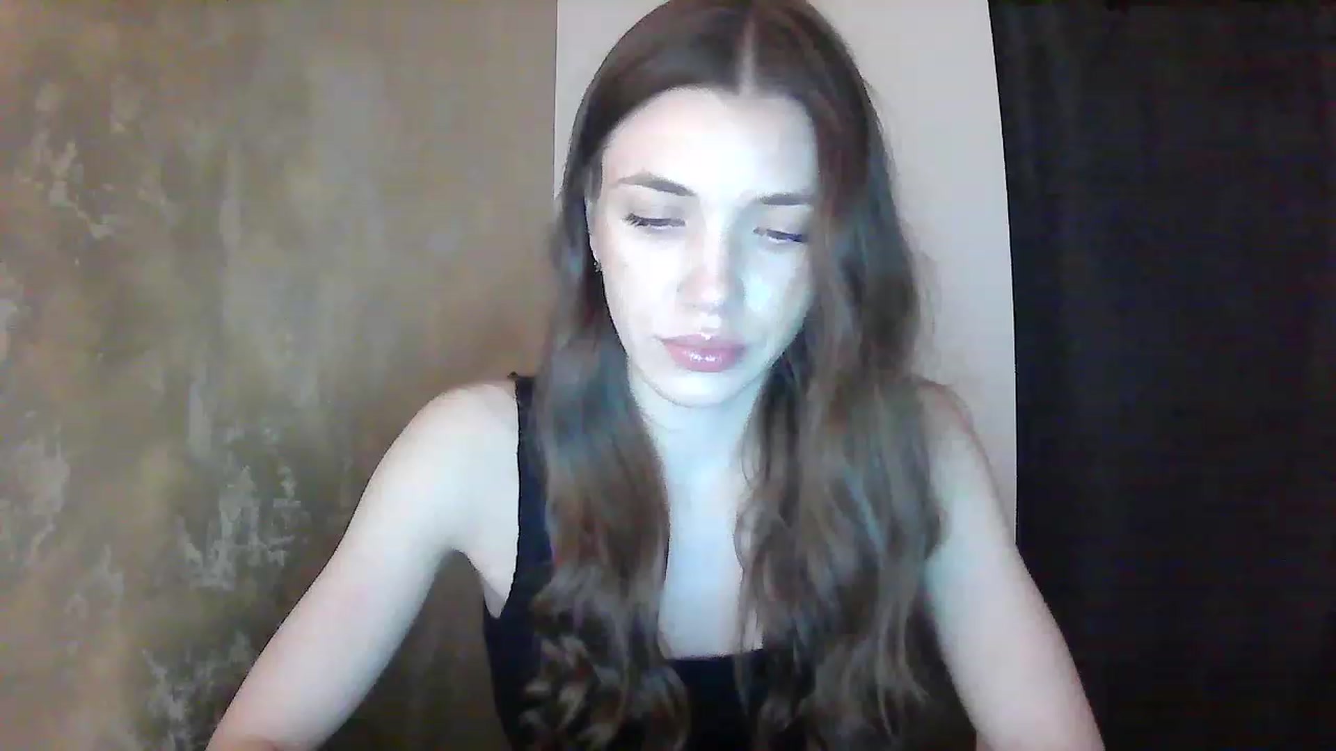 Gallery image thumbnail from GreenKittyy's myfreecams stream on, 01/04/2023, 21:39 image 11 of 20