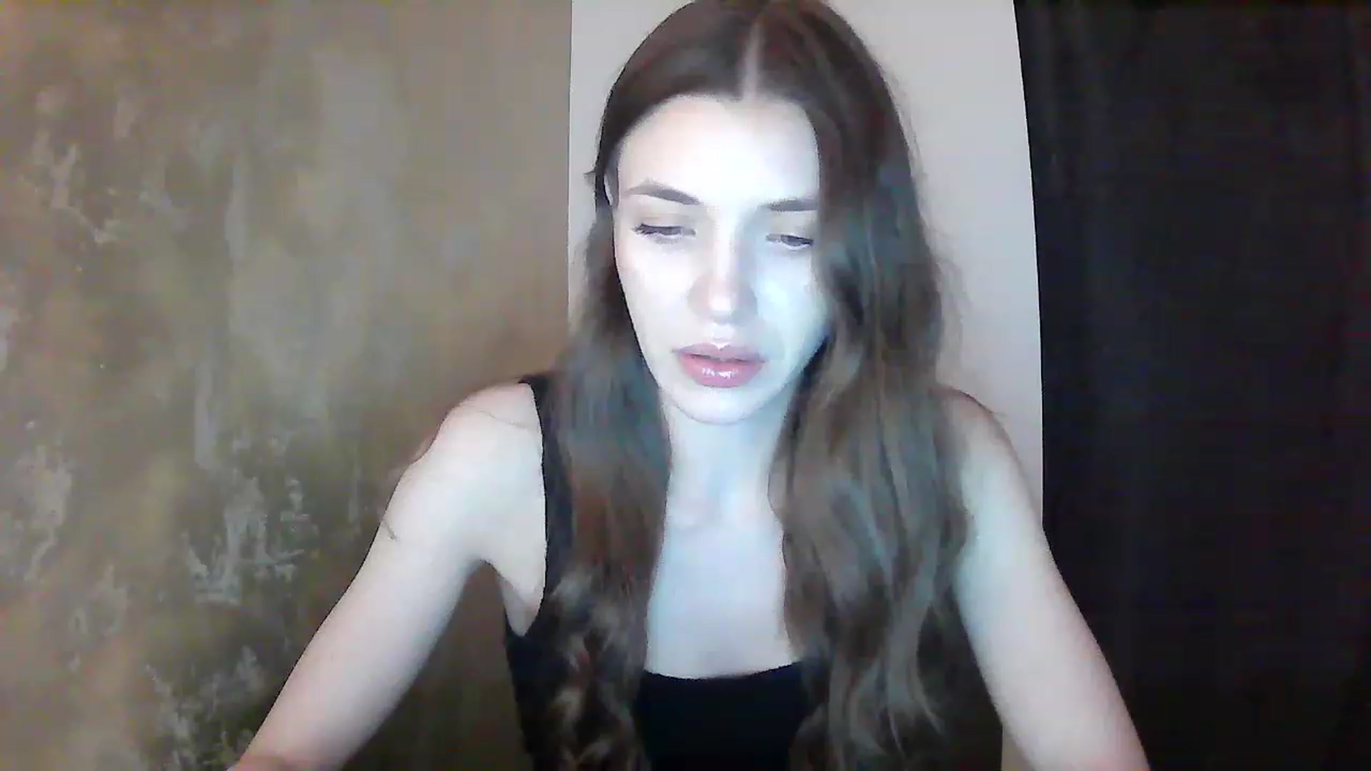 Gallery image thumbnail from GreenKittyy's myfreecams stream on, 01/04/2023, 21:39 image 3 of 20