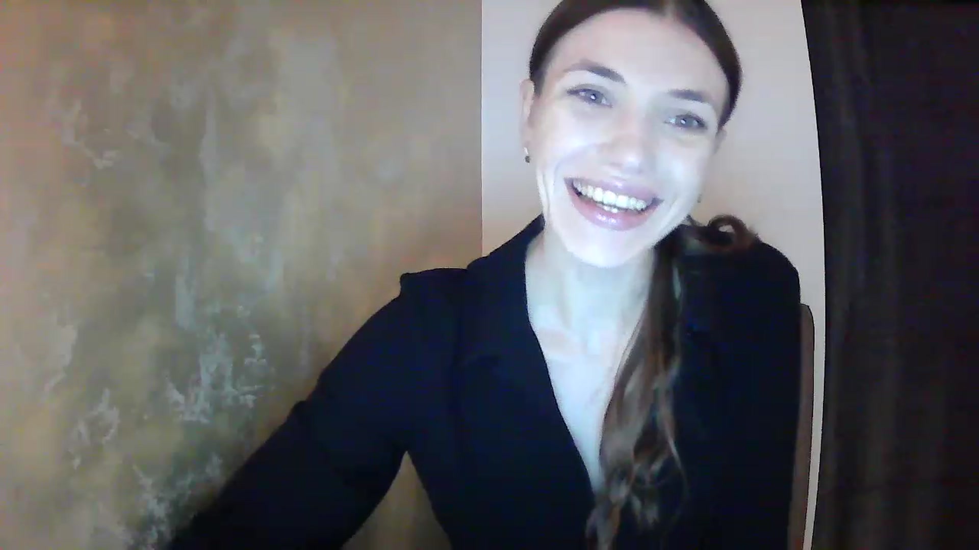 Gallery image thumbnail from GreenKittyy's myfreecams stream on, 01/05/2023, 23:10 image 17 of 20