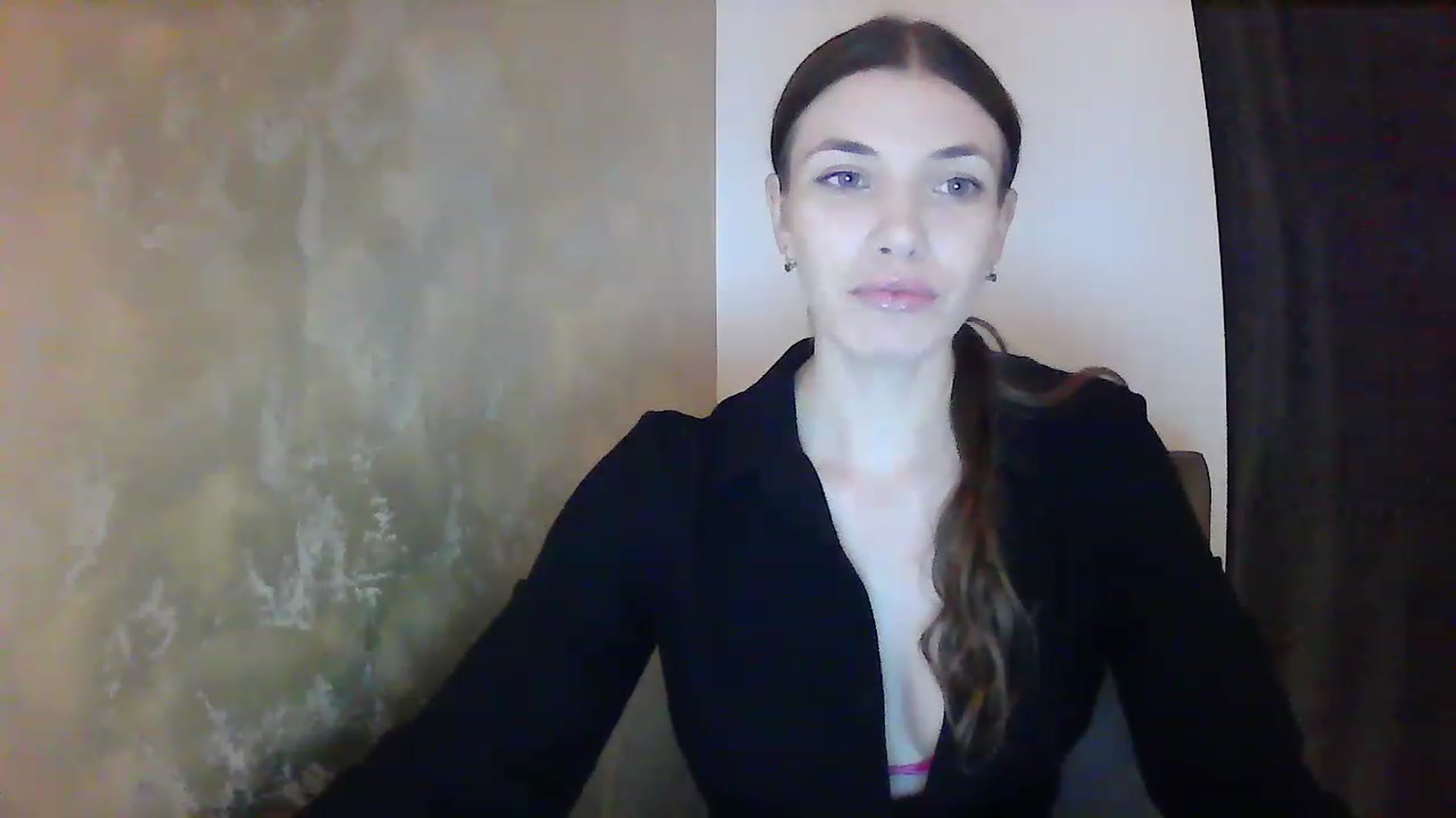 Gallery image thumbnail from GreenKittyy's myfreecams stream on, 01/05/2023, 23:10 image 18 of 20