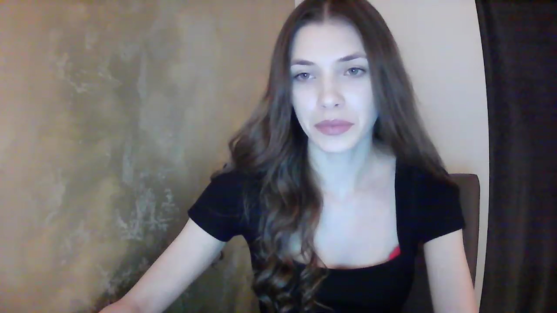 Gallery image thumbnail from GreenKittyy's myfreecams stream on, 01/06/2023, 22:59 image 4 of 20
