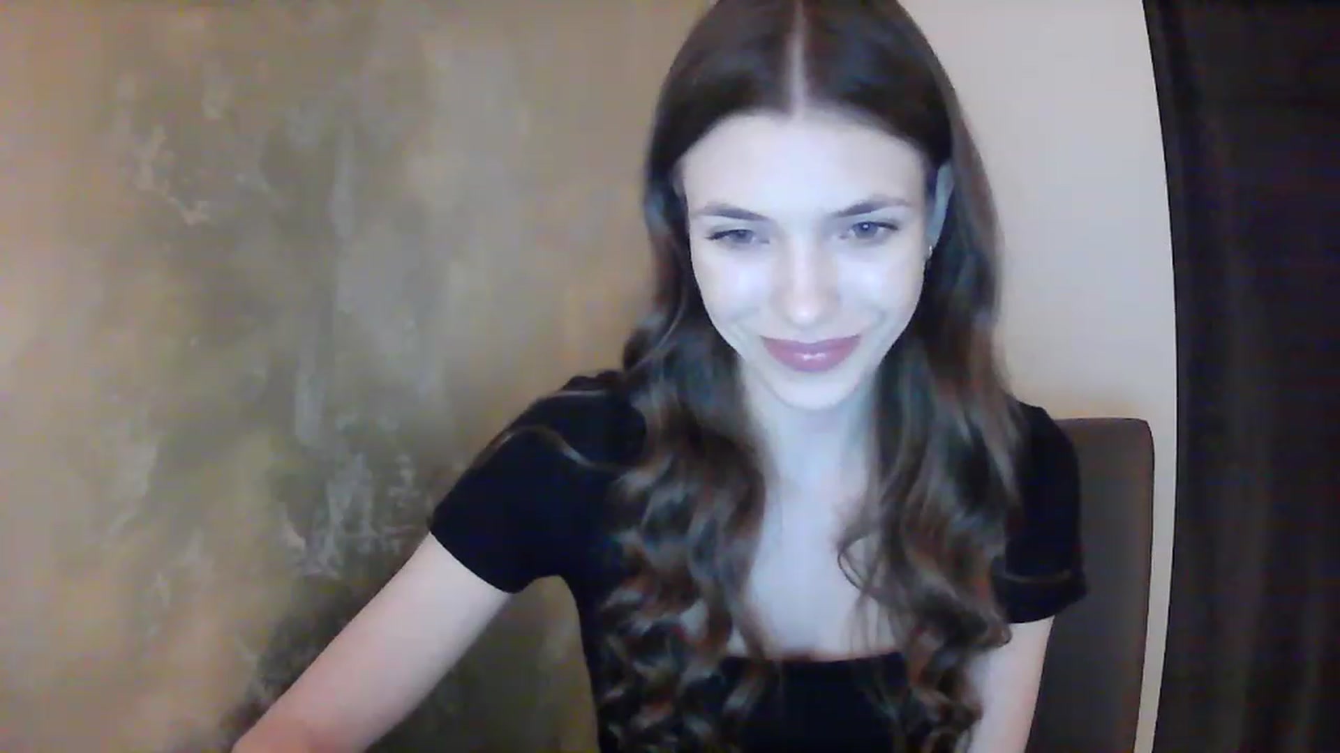 Gallery image thumbnail from GreenKittyy's myfreecams stream on, 01/06/2023, 22:59 image 15 of 20